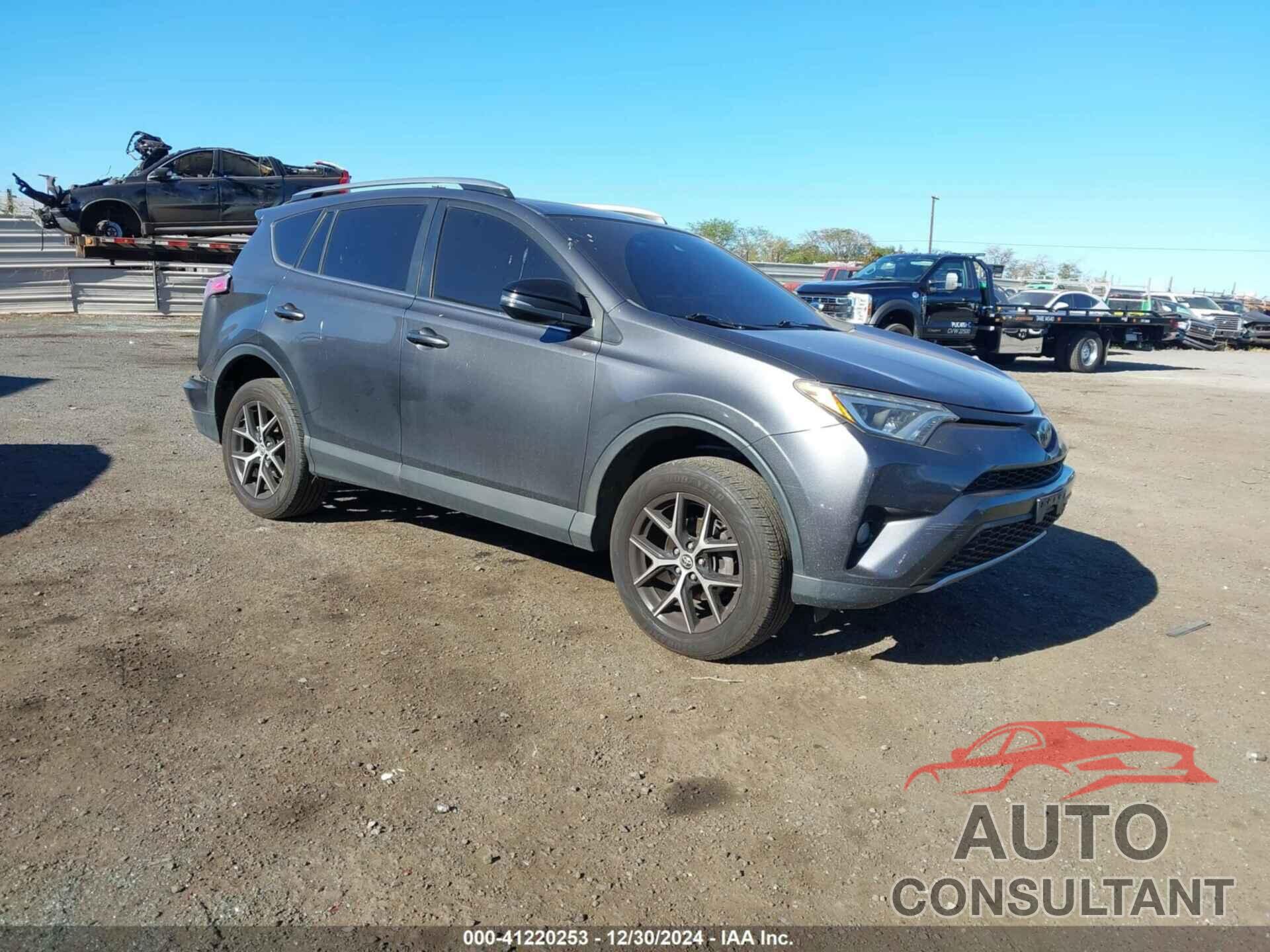 TOYOTA RAV4 2017 - JTMNFREV6HJ140265