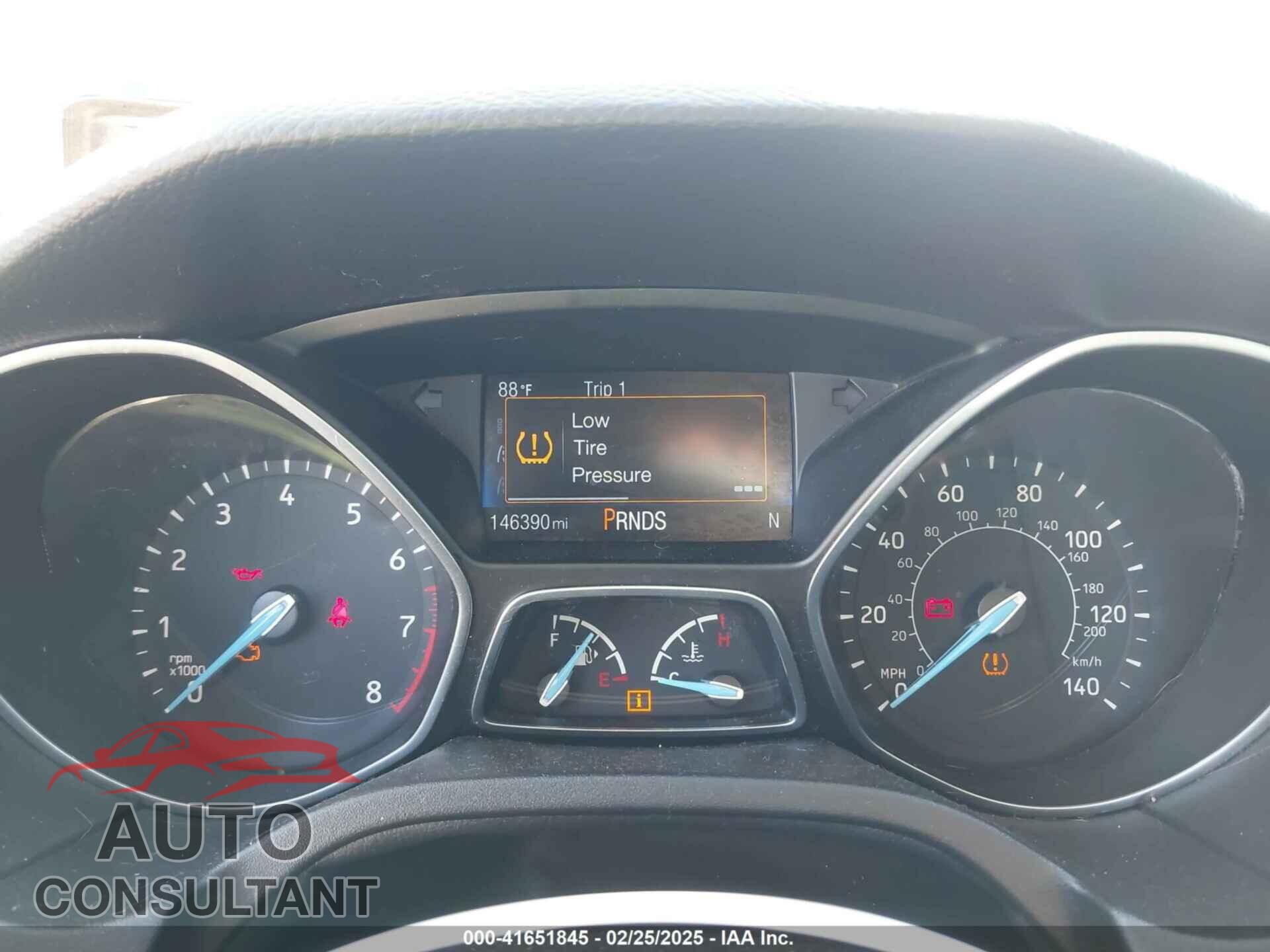 FORD FOCUS 2015 - 1FADP3F24FL313640