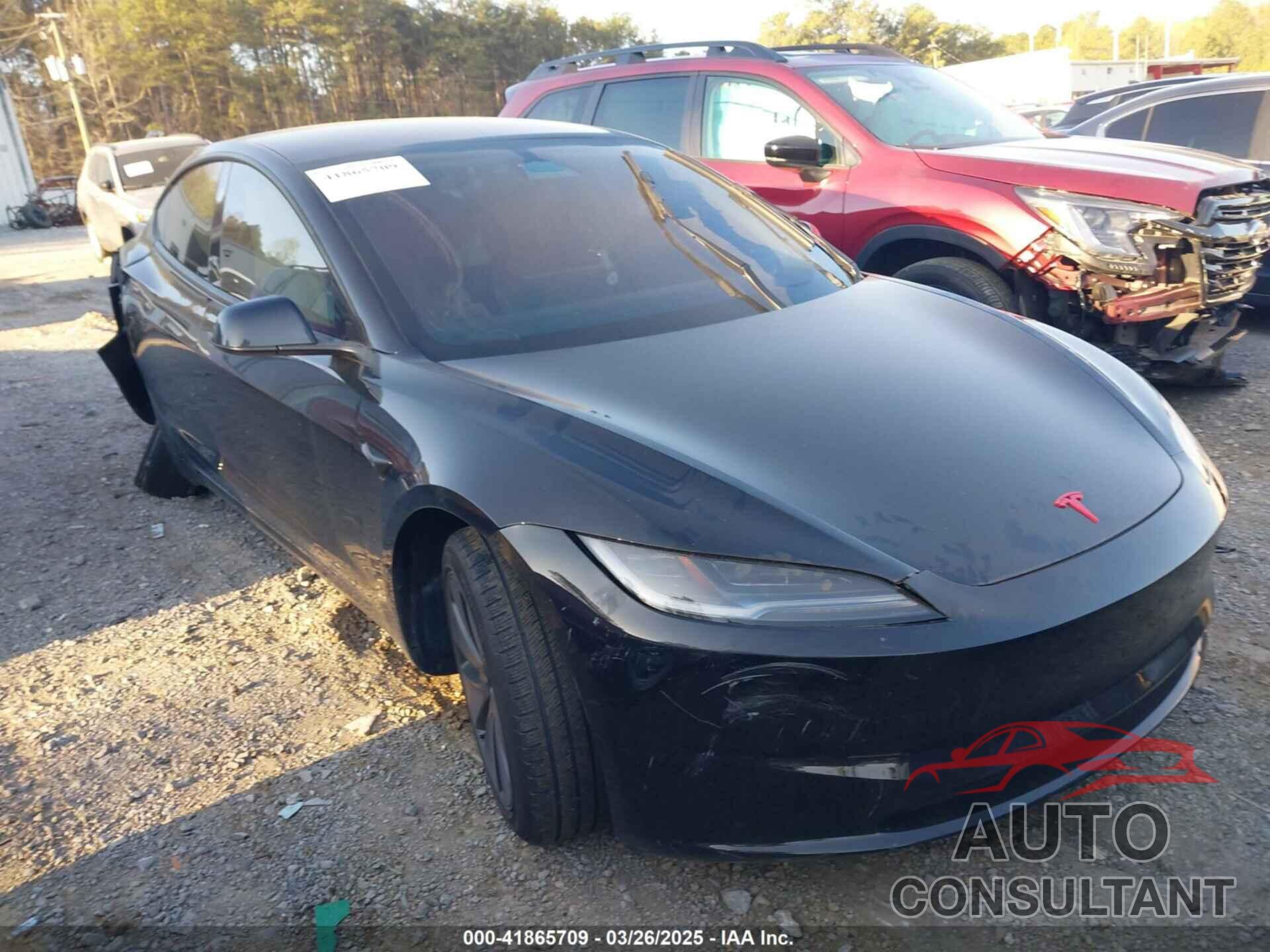 TESLA MODEL 3 2024 - 5YJ3E1EA8RF728301