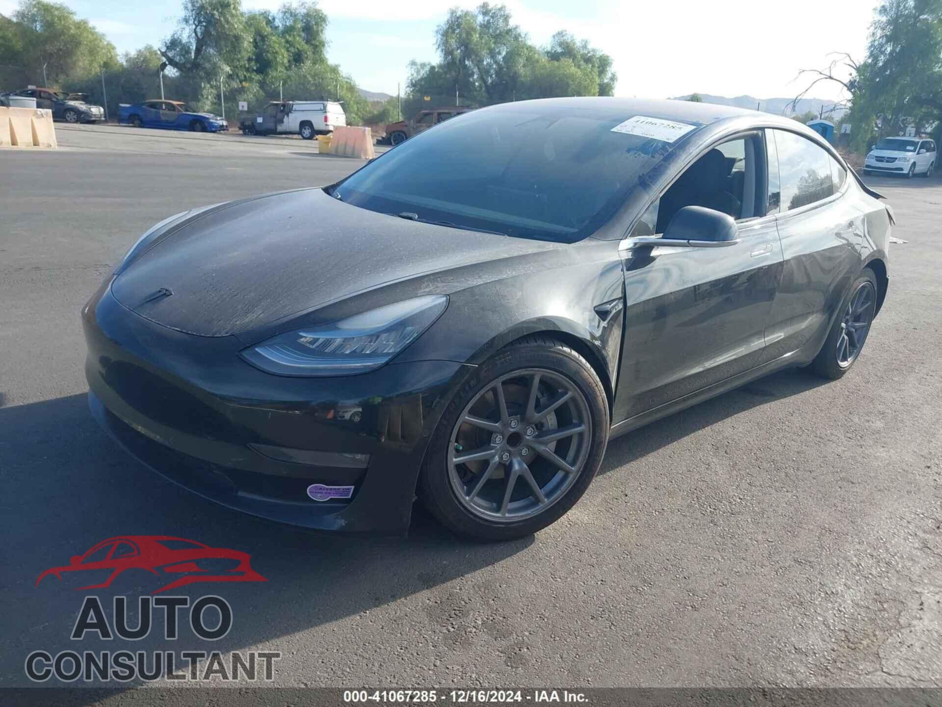 TESLA MODEL 3 2018 - 5YJ3E1EA8JF045213
