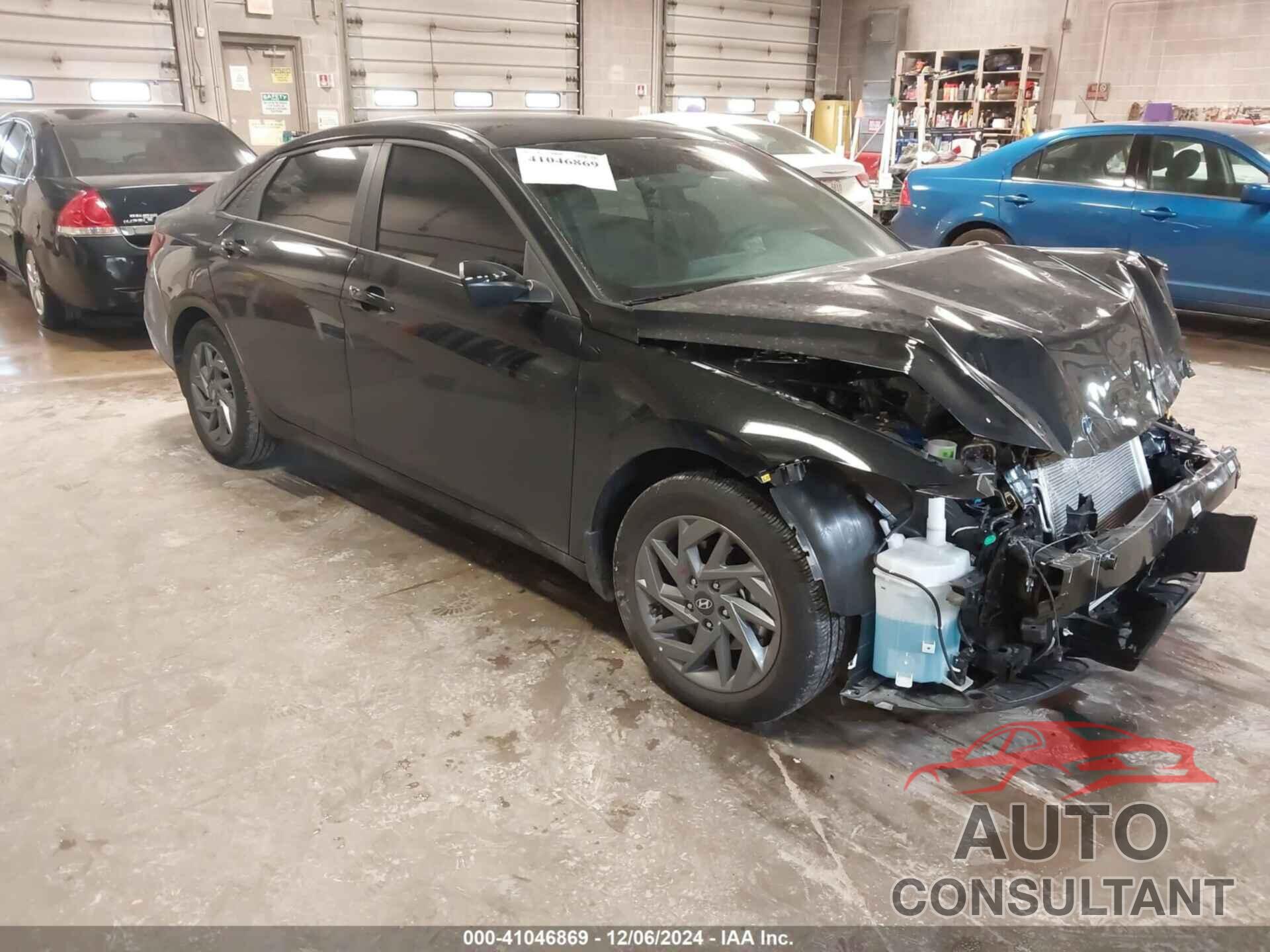 HYUNDAI ELANTRA 2024 - KMHLM4DGXRU819986
