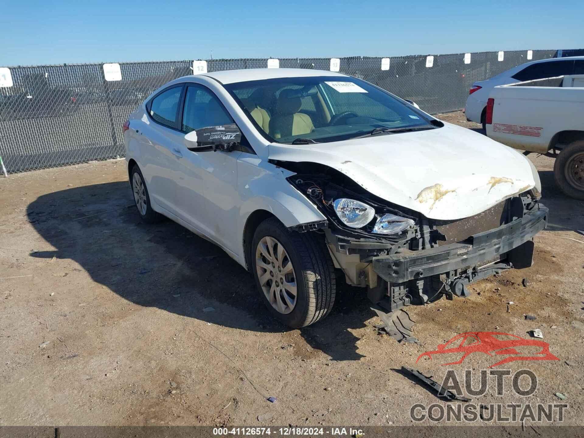 HYUNDAI ELANTRA 2013 - 5NPDH4AE4DH160368