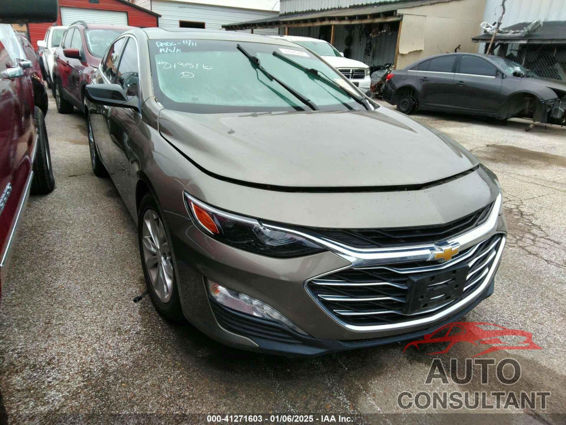 CHEVROLET MALIBU 2020 - 1G1ZD5ST9LF031516