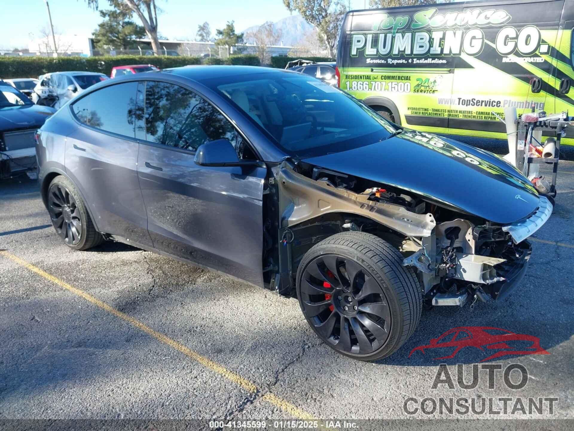 TESLA MODEL Y 2023 - 7SAYGDEF0PF903492