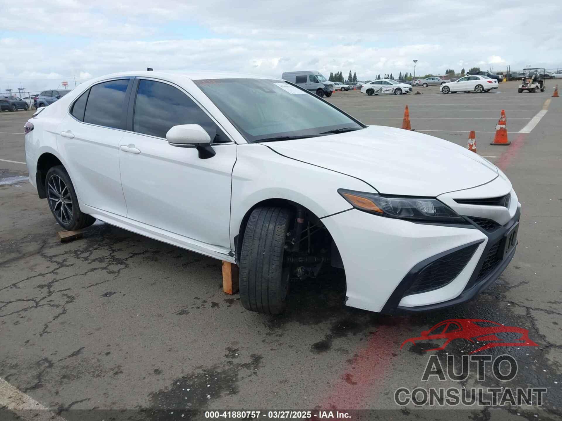 TOYOTA CAMRY 2023 - 4T1G11AK2PU822122