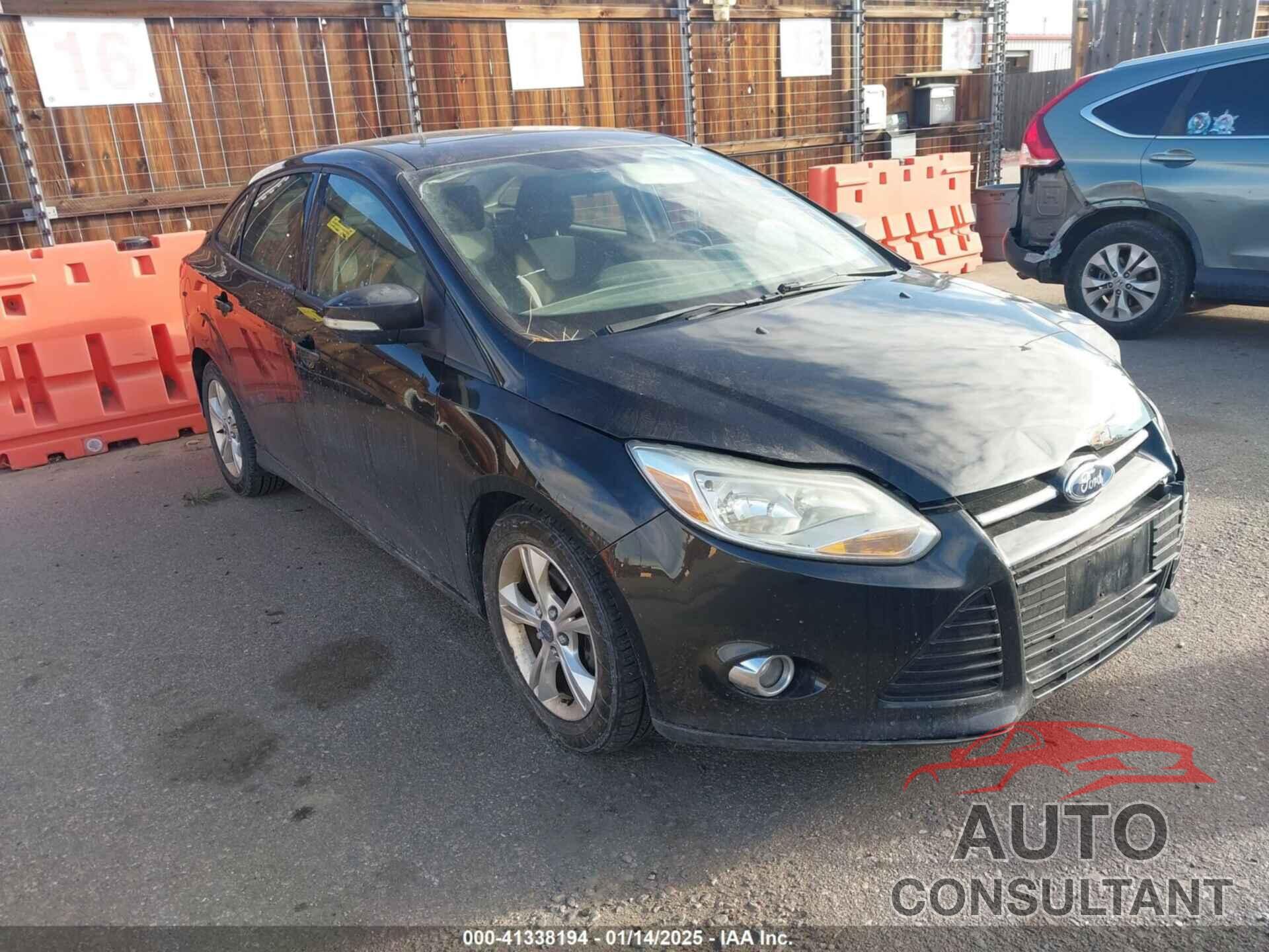 FORD FOCUS 2012 - 1FAHP3F26CL451158