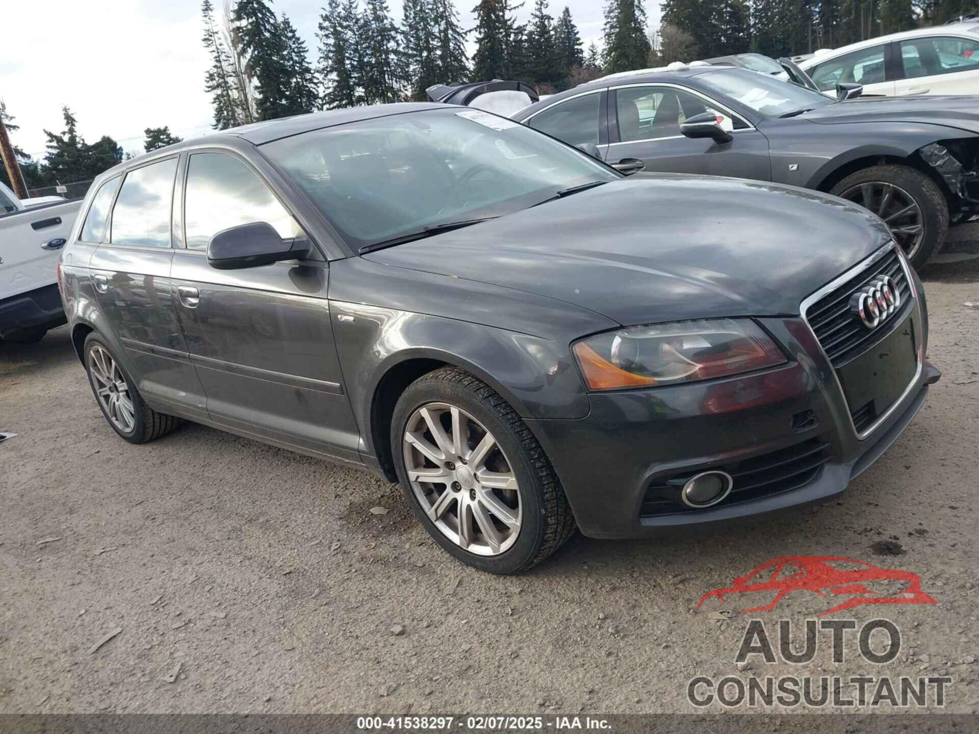 AUDI A3 2013 - WAUKJAFM9DA023876