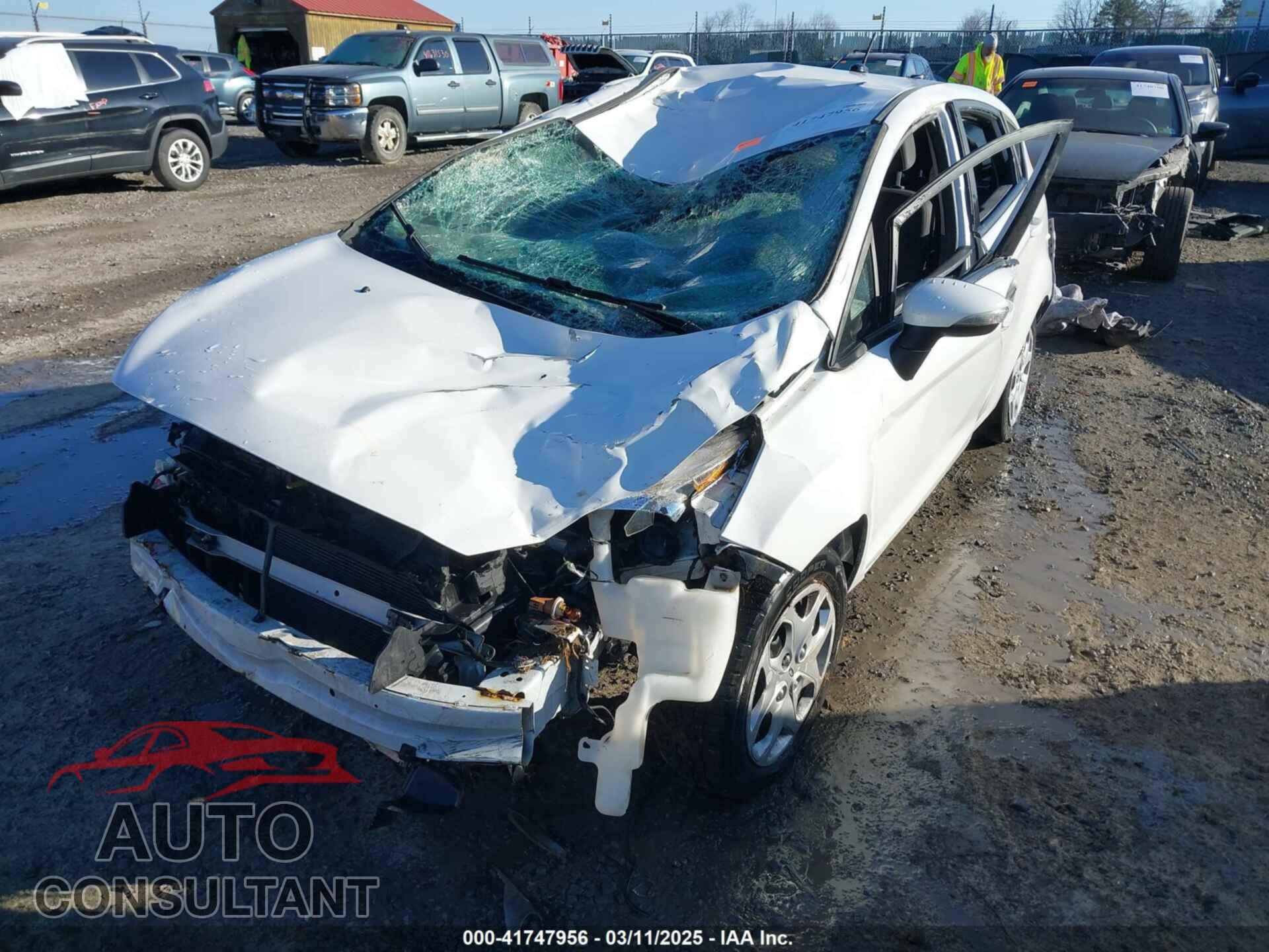 FORD FIESTA 2013 - 3FADP4EJ5DM213170