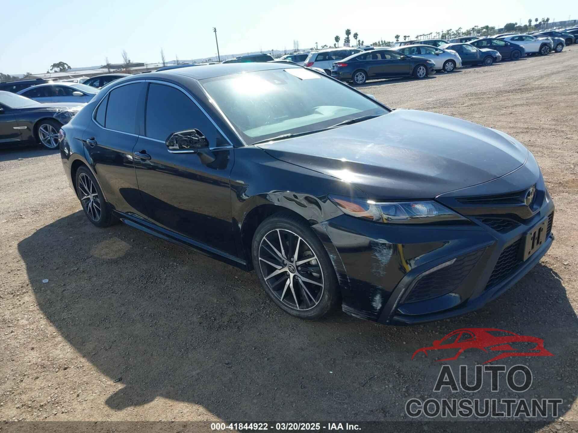TOYOTA CAMRY 2024 - 4T1G11AK9RU240229