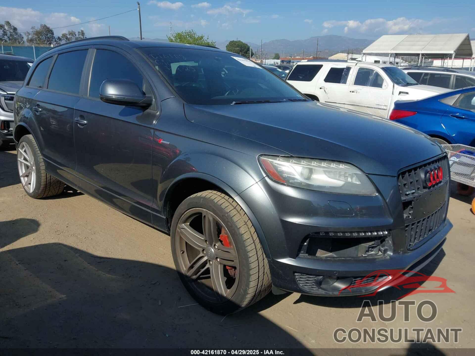 AUDI Q7 2013 - WA1DGAFE4DD010108