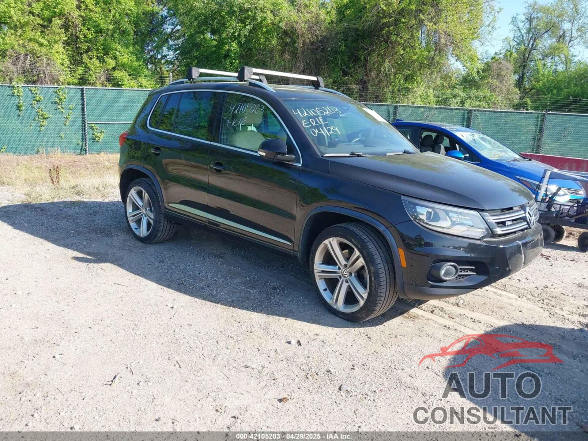 VOLKSWAGEN TIGUAN 2014 - WVGBV3AX5EW560393
