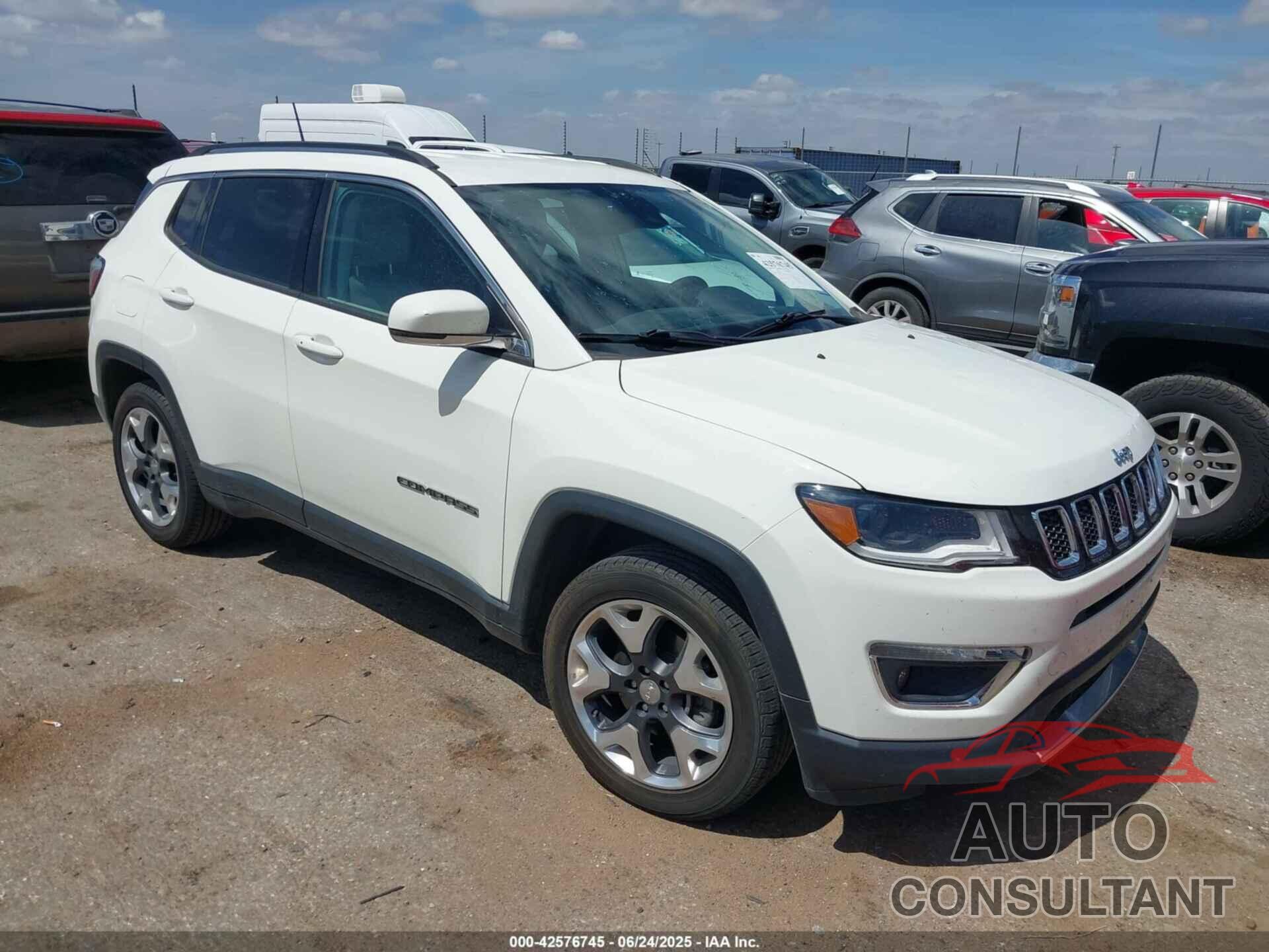 JEEP COMPASS 2018 - 3C4NJCCB4JT358773