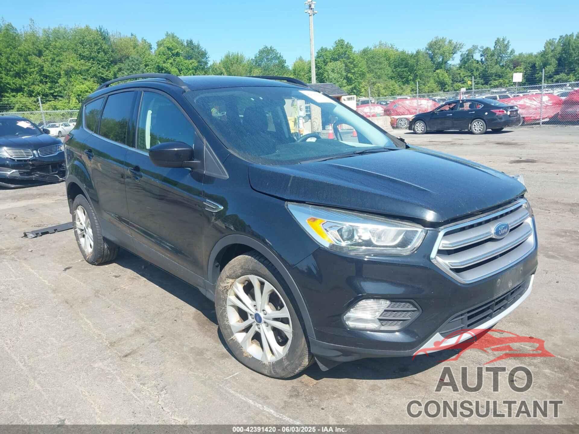 FORD ESCAPE 2017 - 1FMCU9GD8HUE42085