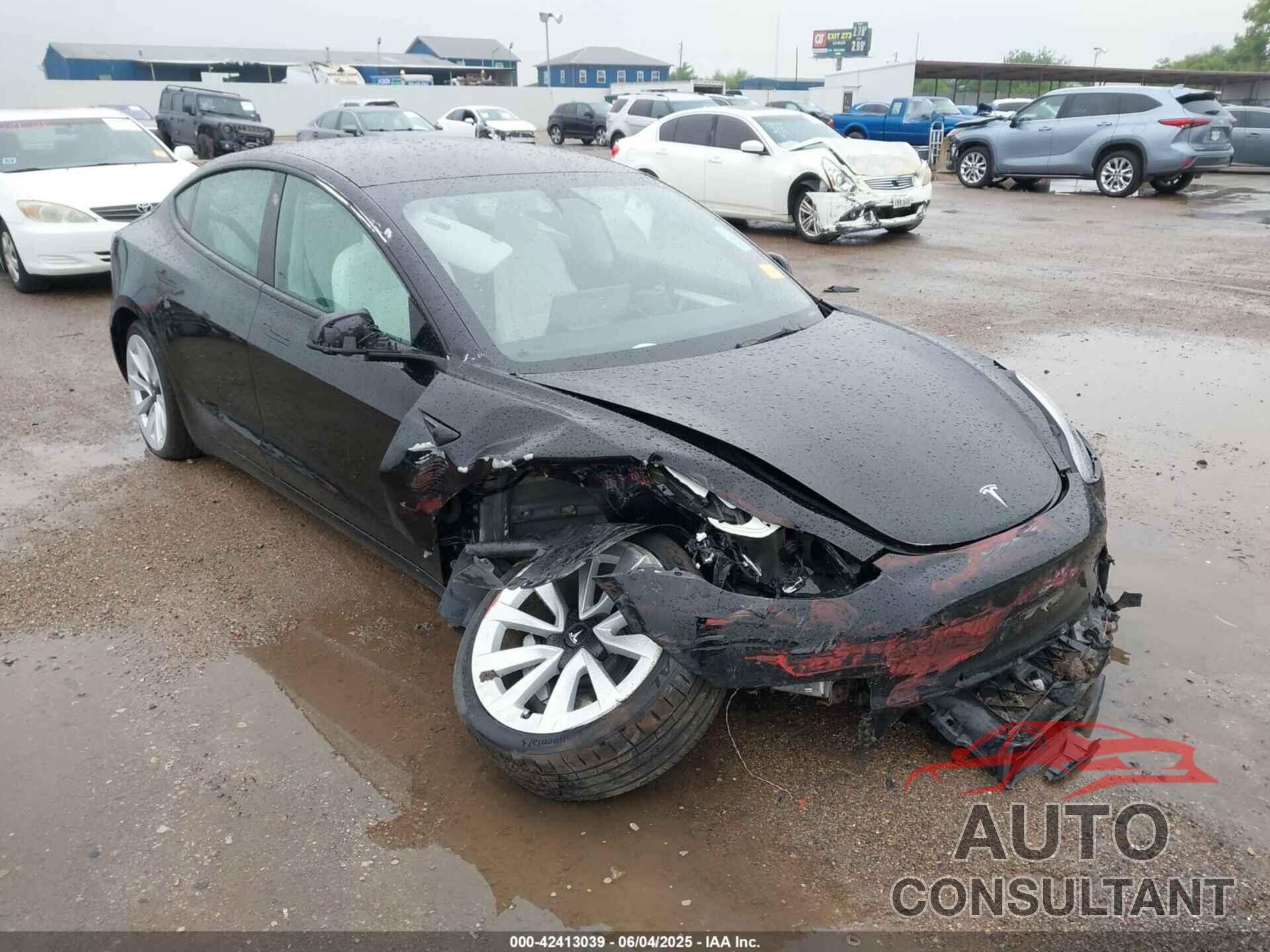 TESLA MODEL 3 2022 - 5YJ3E1EB5NF115555