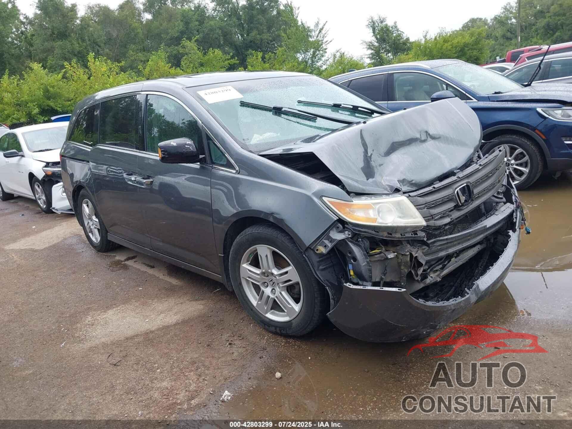 HONDA ODYSSEY 2013 - 5FNRL5H92DB027285