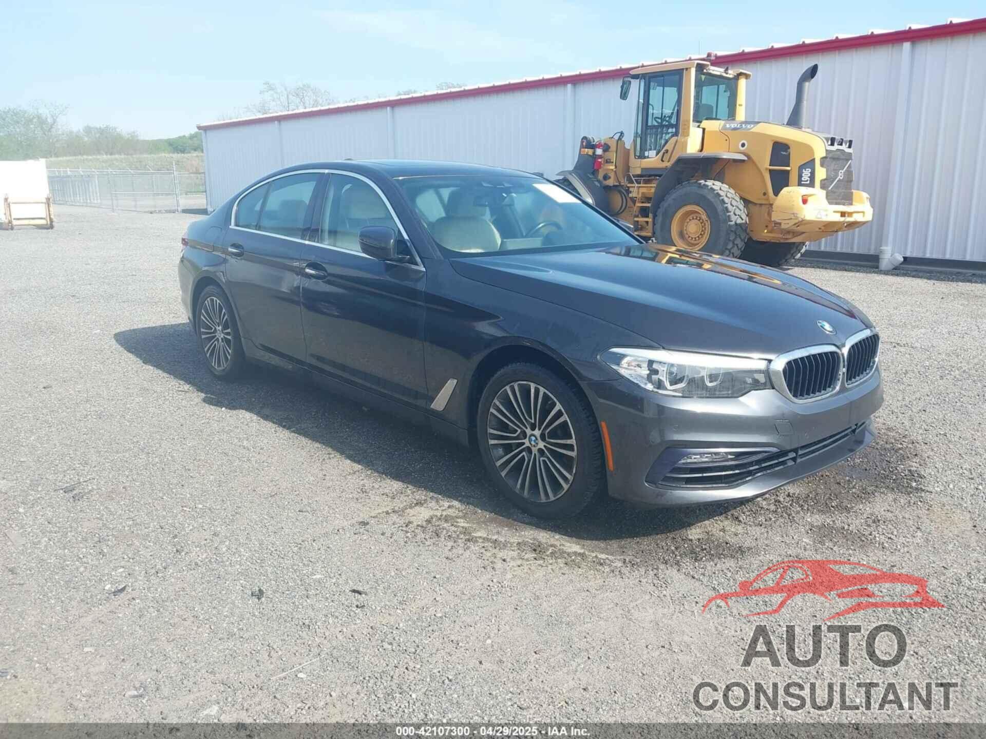 BMW 5 SERIES 2017 - WBAJA7C33HG905610