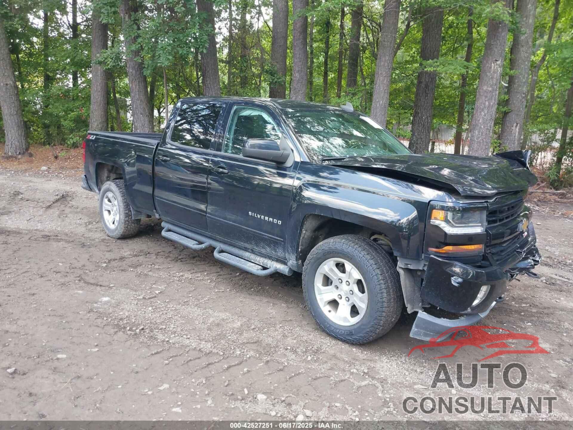CHEVROLET SILVERADO 1500 2018 - 1GCUKREC7JF133646