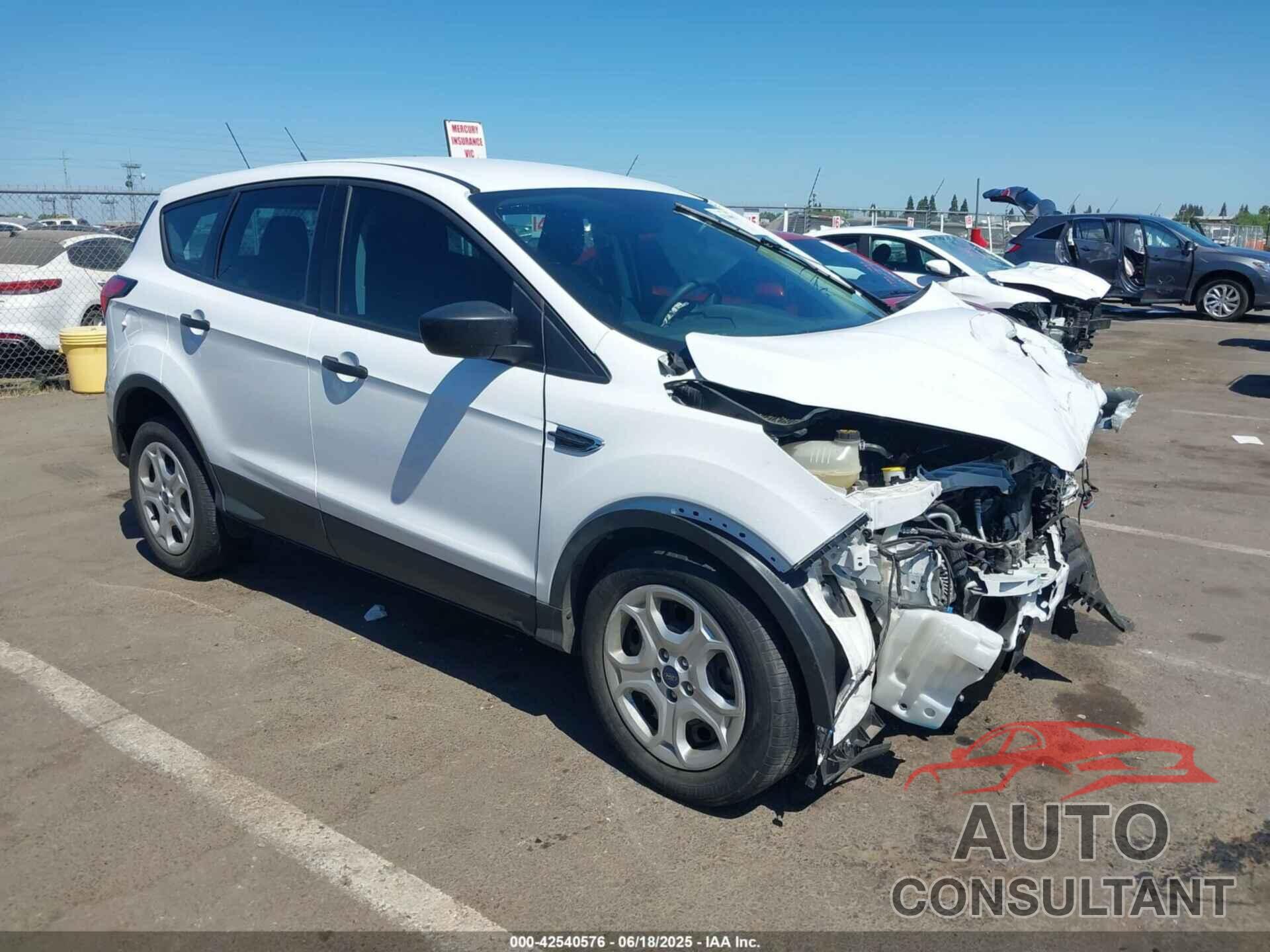 FORD ESCAPE 2019 - 1FMCU0F74KUB63022
