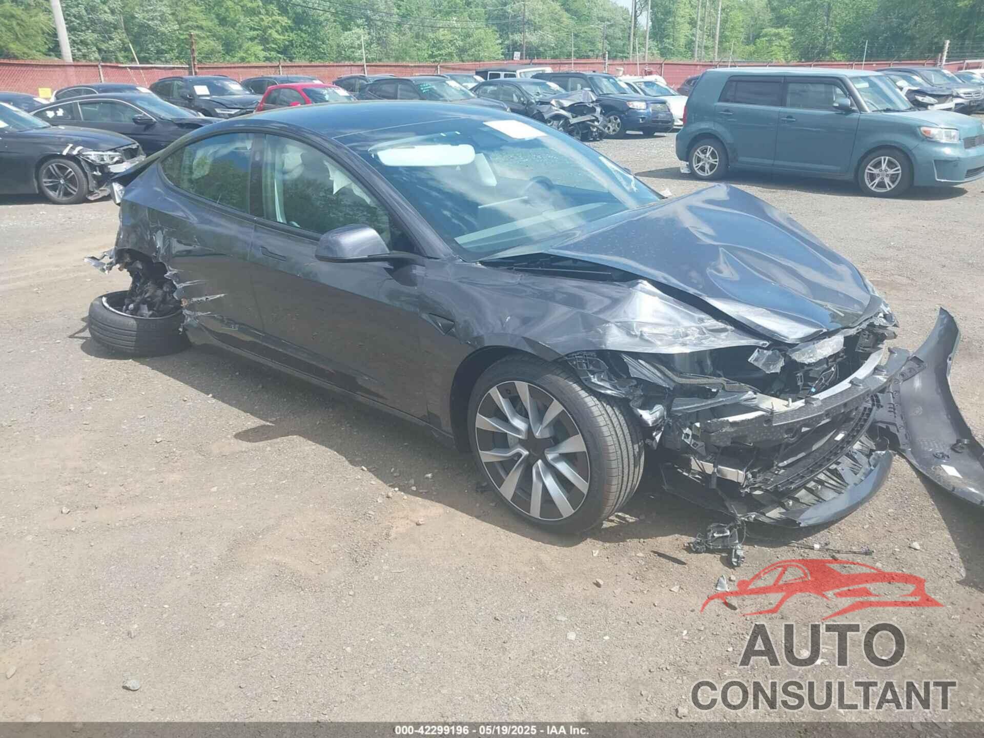 TESLA MODEL 3 2025 - 5YJ3E1EB4SF964054