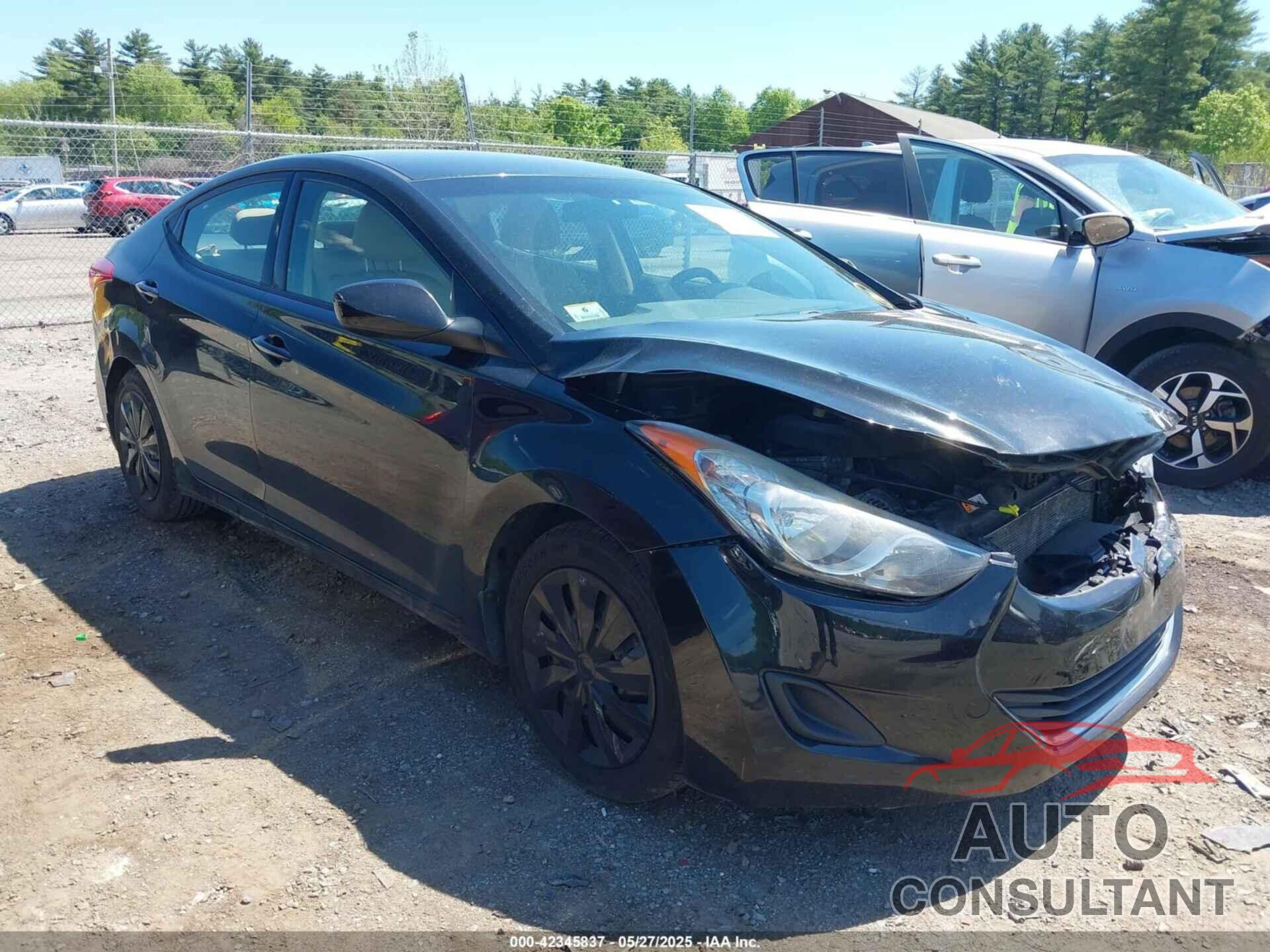 HYUNDAI ELANTRA 2013 - 5NPDH4AE7DH224600
