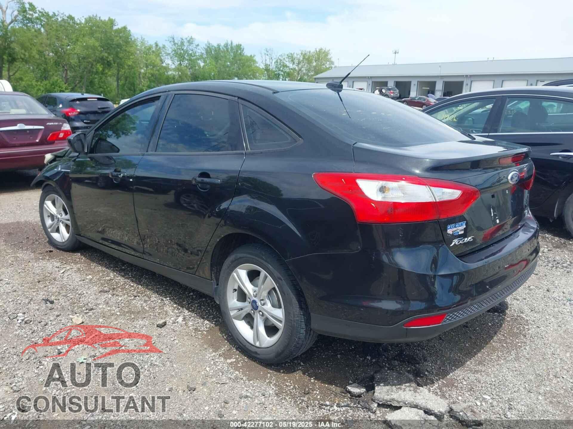 FORD FOCUS 2012 - 1FAHP3F28CL152822