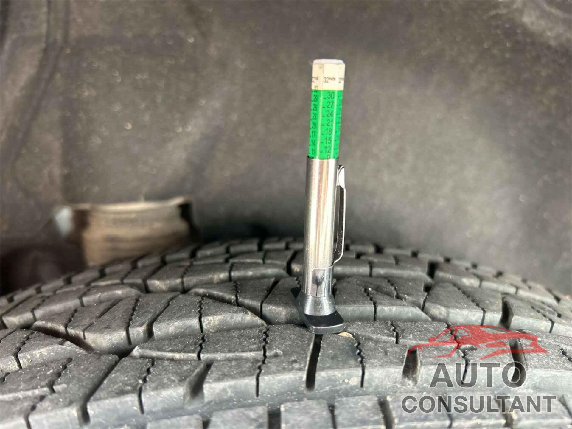 CHEVROLET EQUINOX 2019 - 2GNAXHEV1K6264770