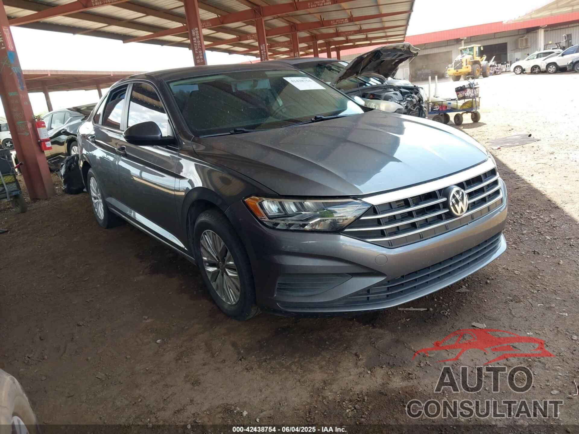 VOLKSWAGEN JETTA 2019 - 3VWN57BU1KM162927