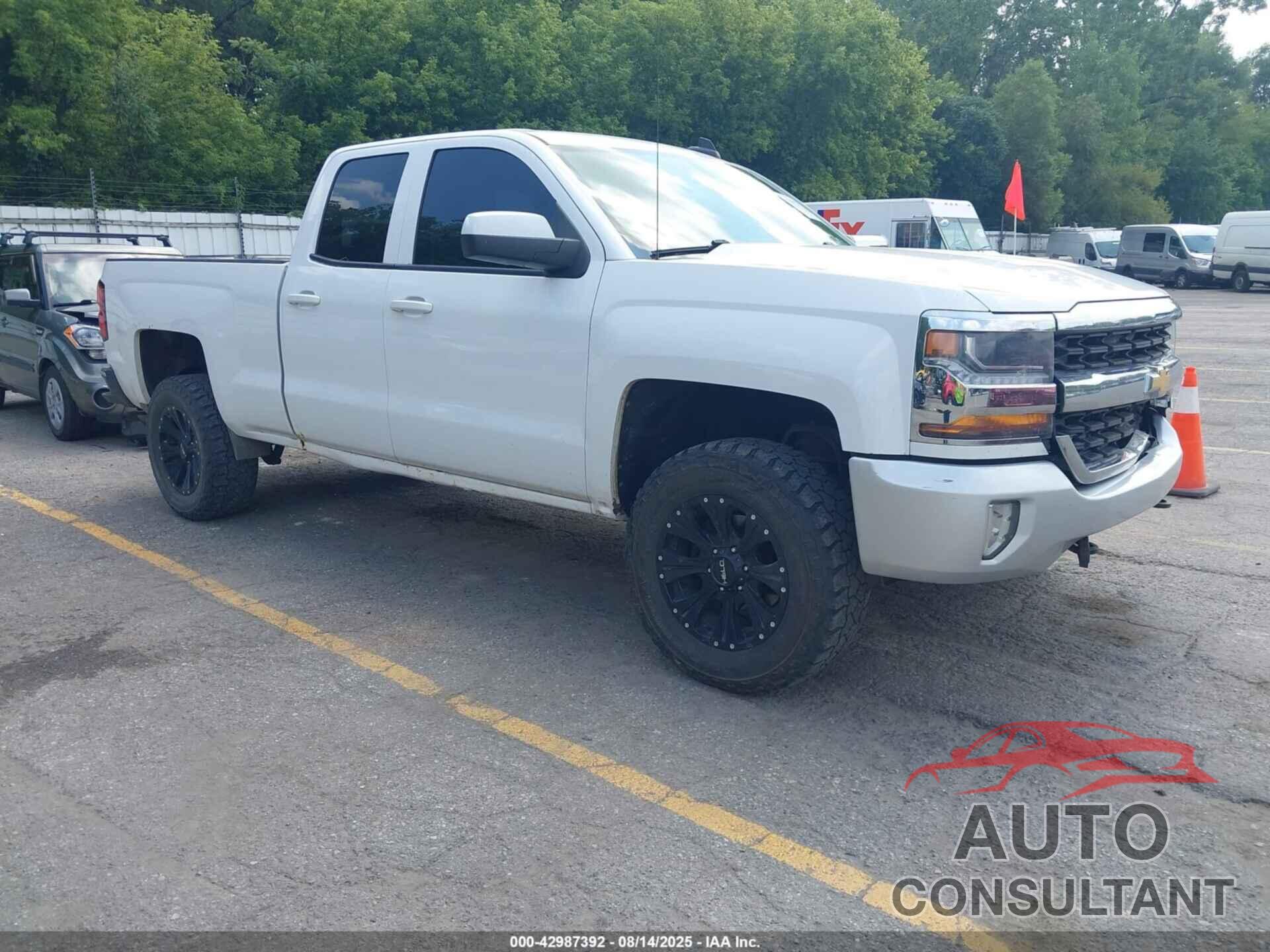 CHEVROLET SILVERADO 1500 2016 - 1GCVKREC2GZ114479