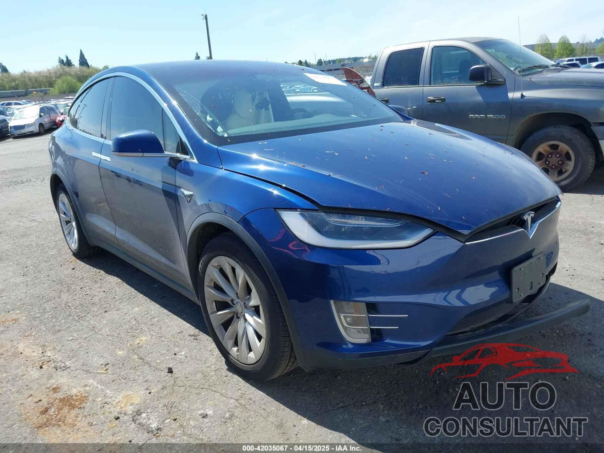TESLA MODEL X 2017 - 5YJXCDE23HF077126