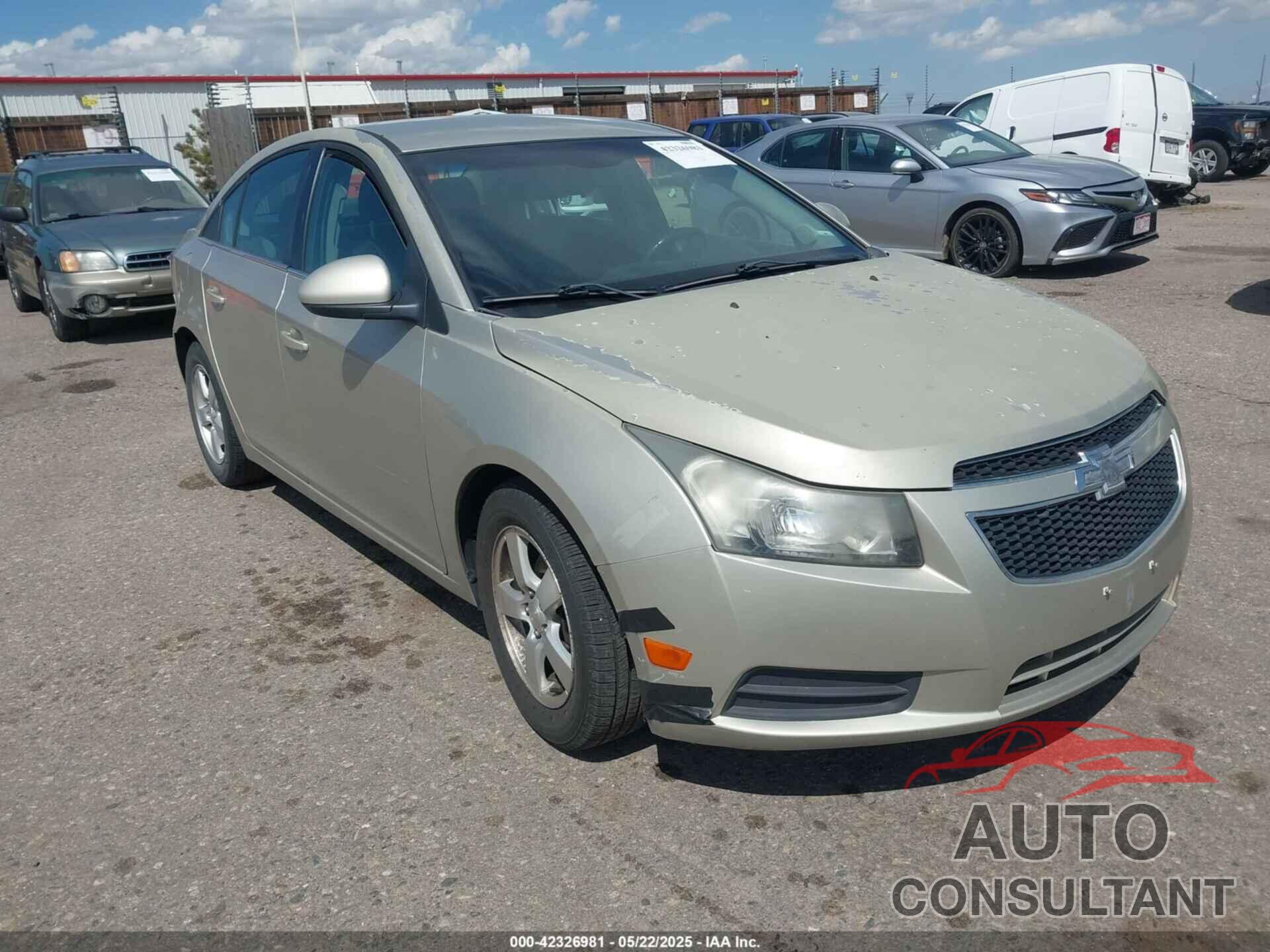 CHEVROLET CRUZE 2014 - 1G1PC5SB1E7133746