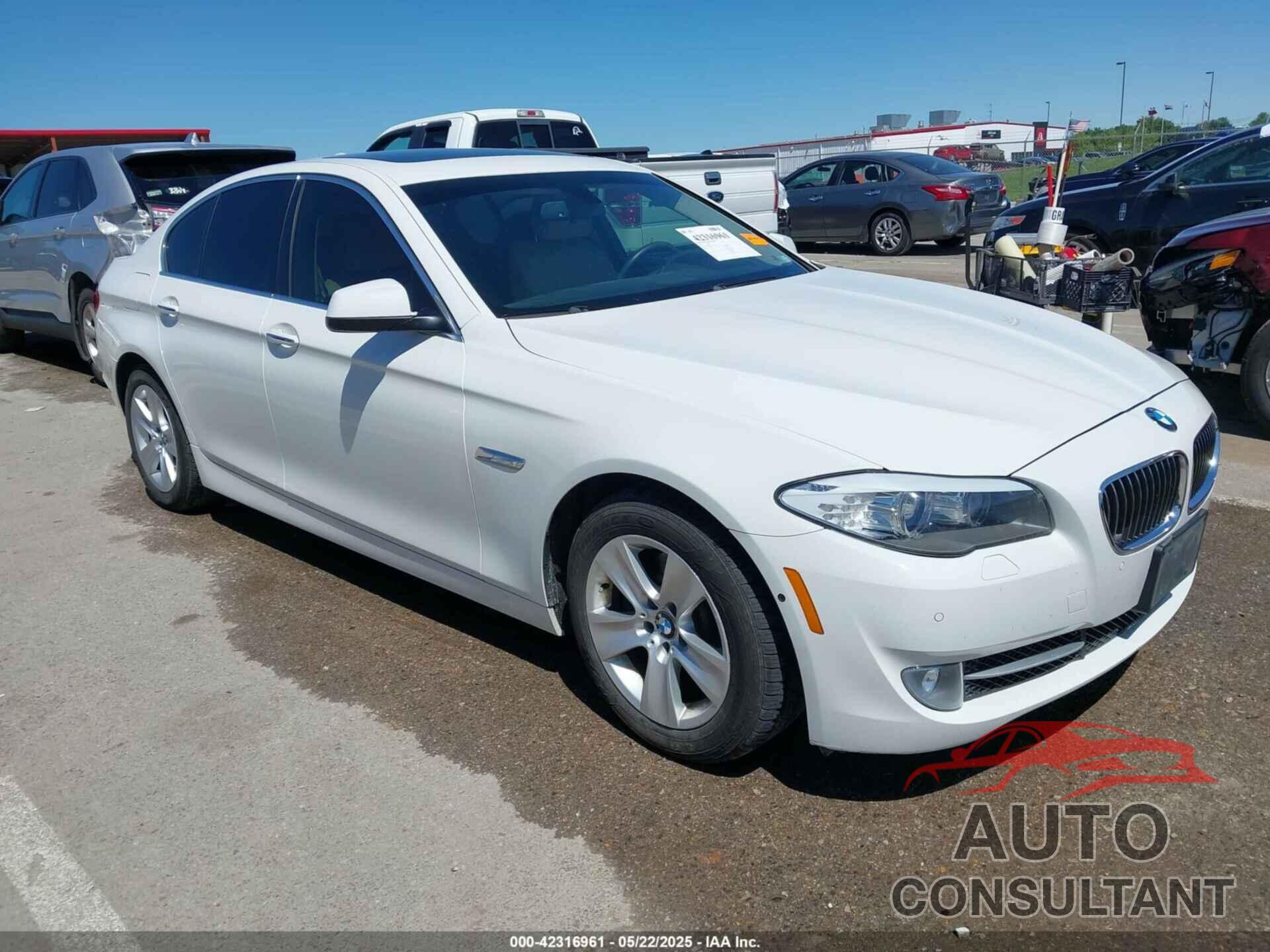 BMW 528I 2013 - WBAXH5C5XDDW16893