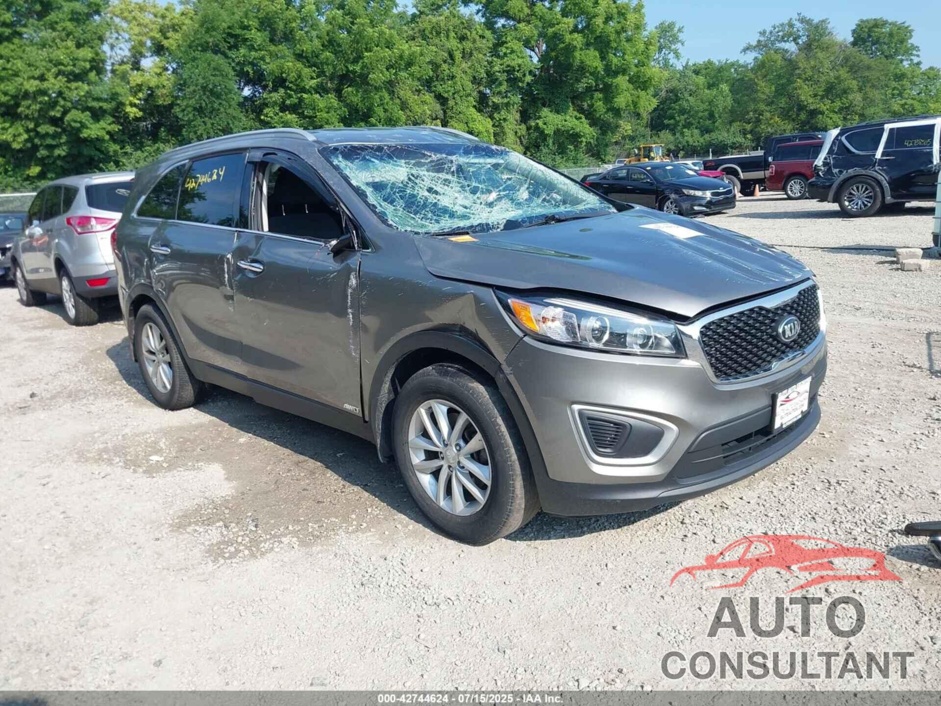 KIA SORENTO 2018 - 5XYPGDA35JG407334