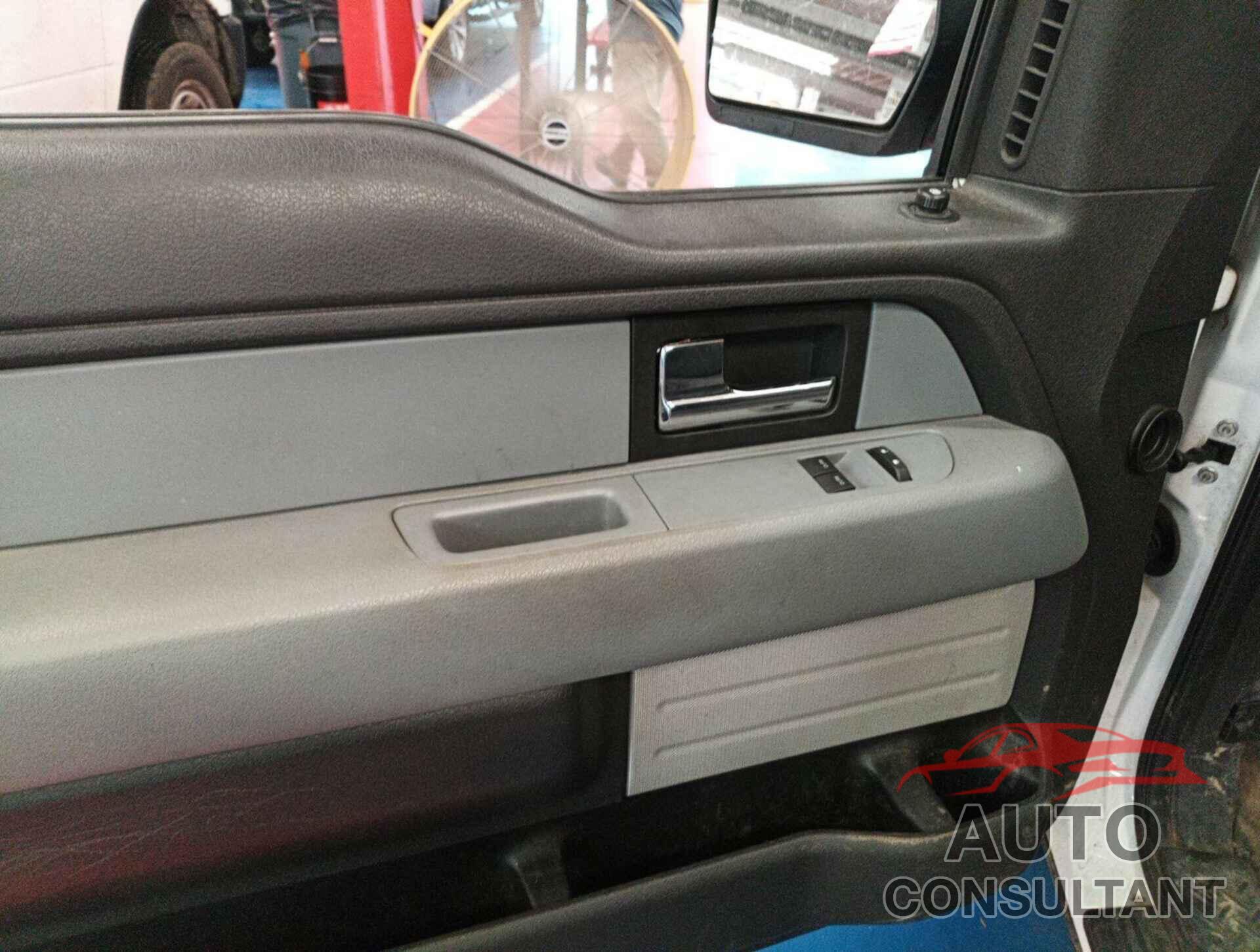 FORD F150 2014 - 1FTMF1CM2EKE59420