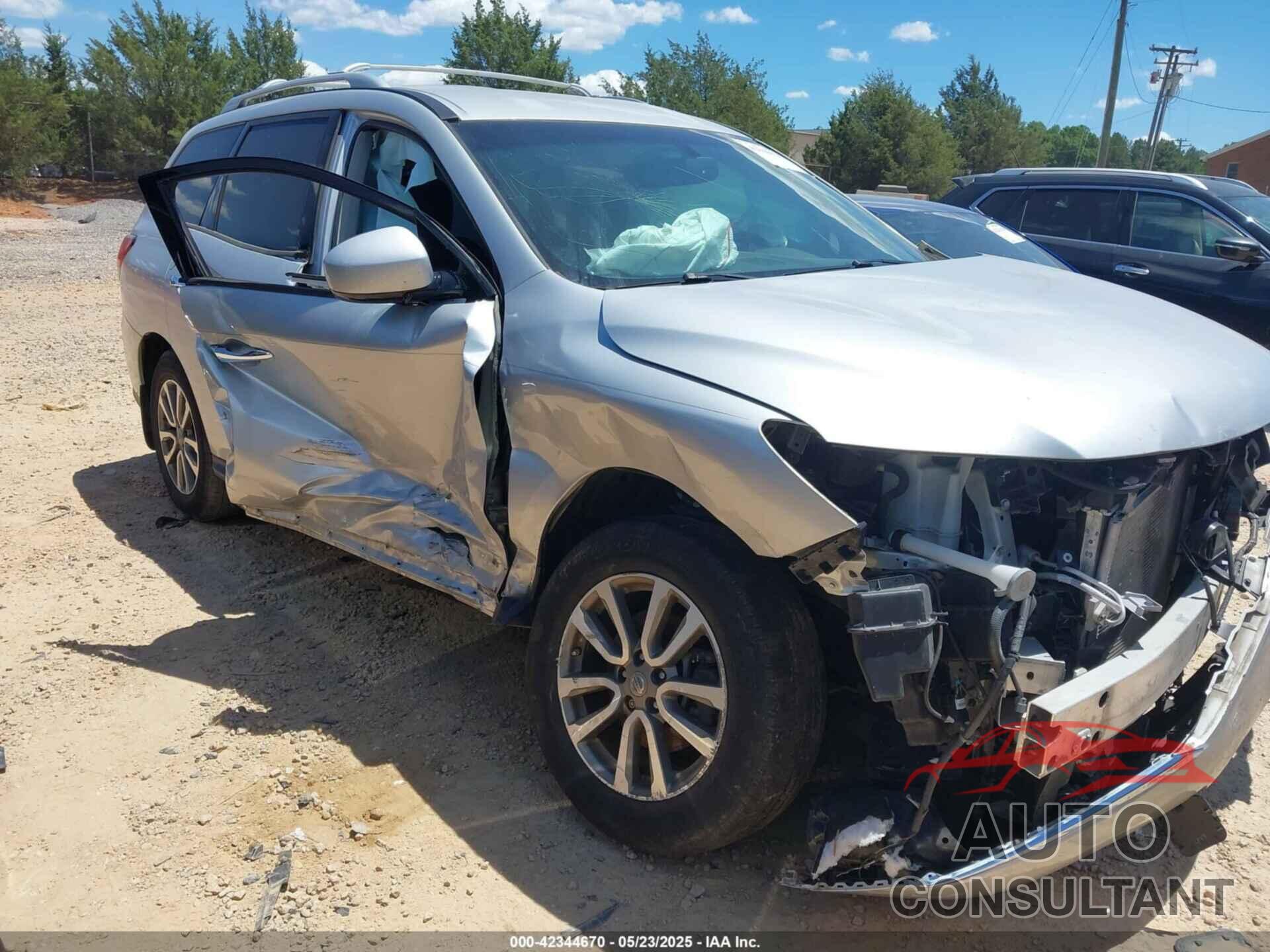 NISSAN PATHFINDER 2015 - 5N1AR2MM6FC668911