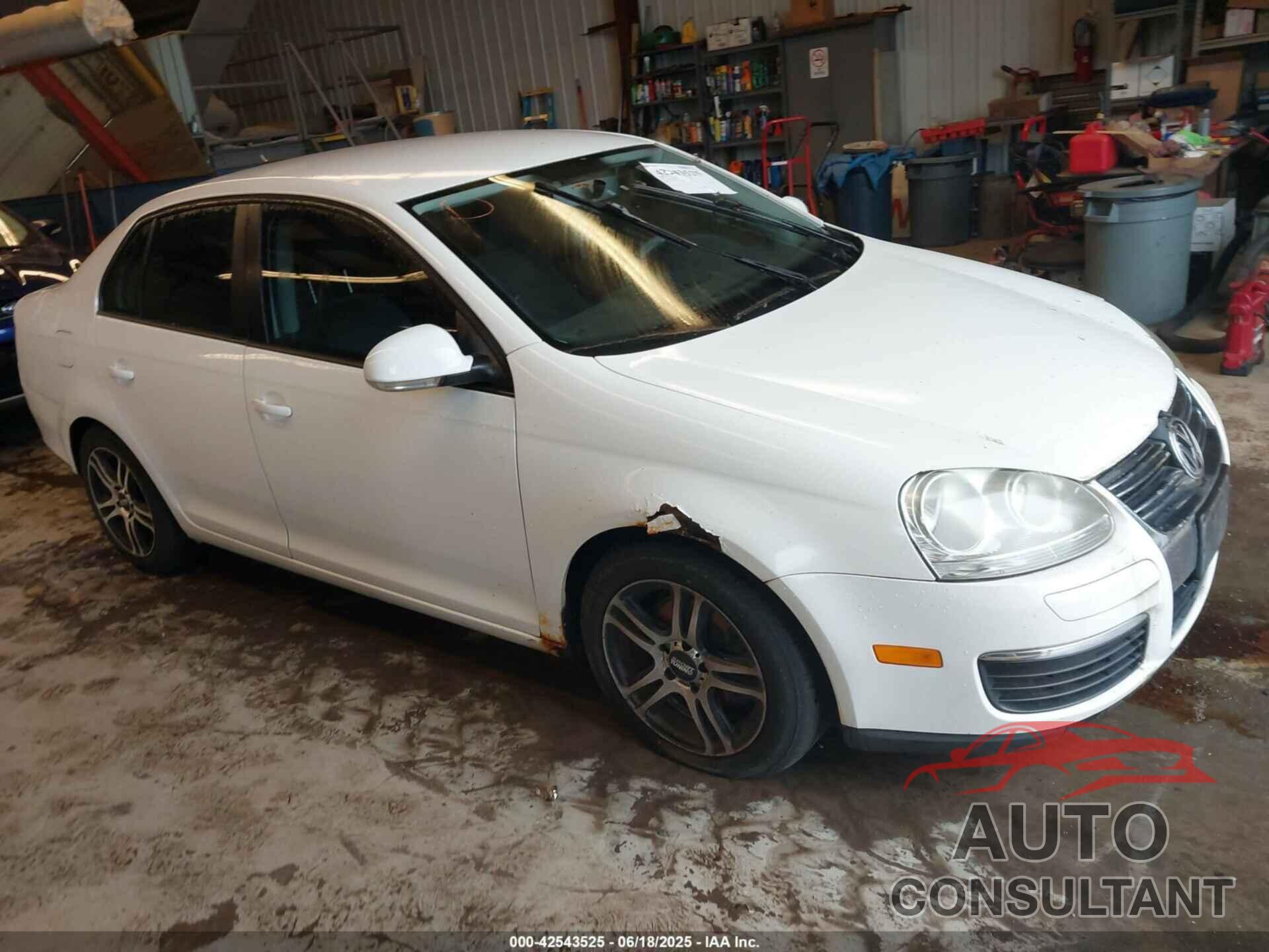 VOLKSWAGEN JETTA 2009 - 3VWJZ71K89M035766