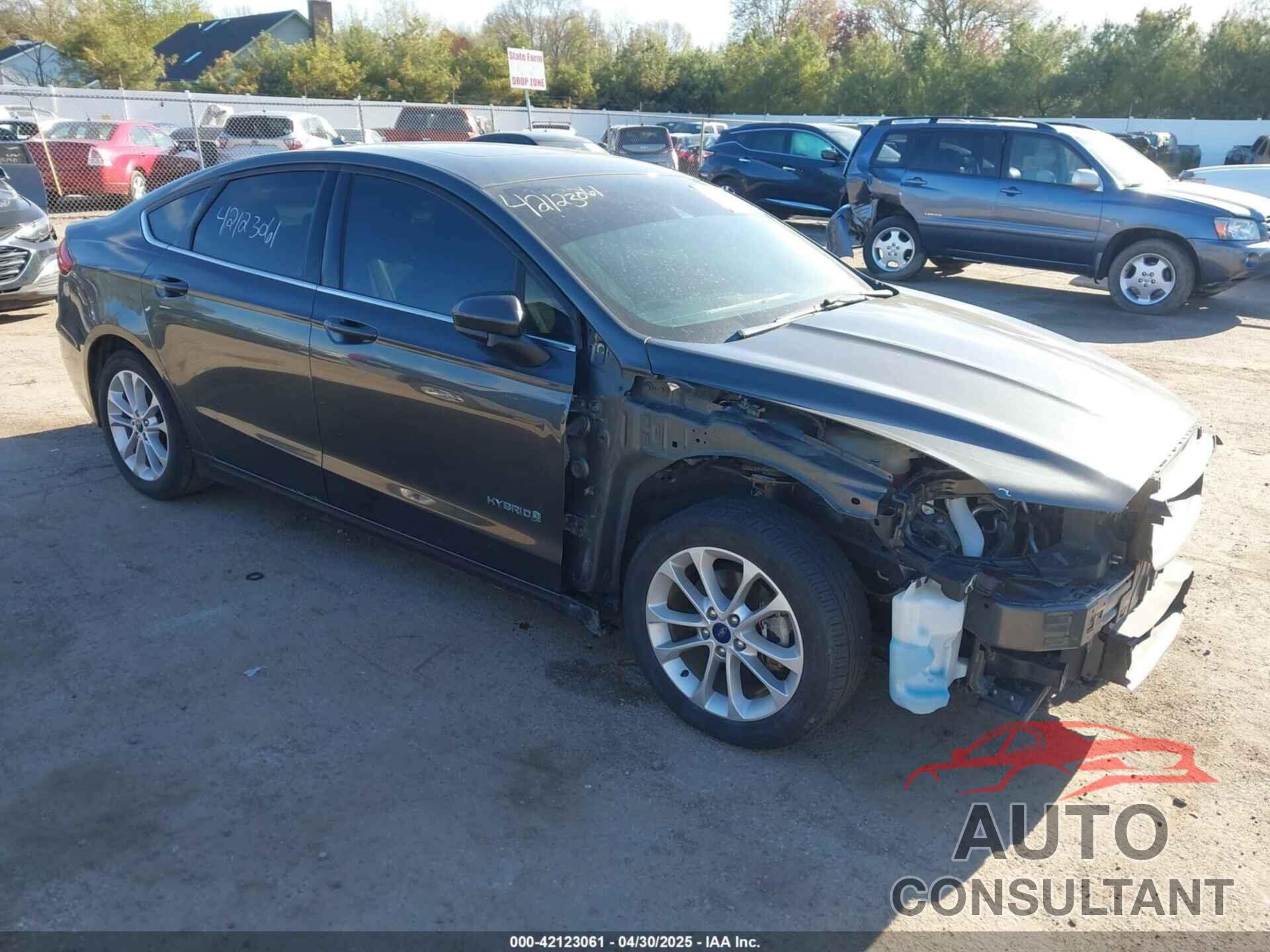 FORD FUSION HYBRID 2019 - 3FA6P0LU6KR264045