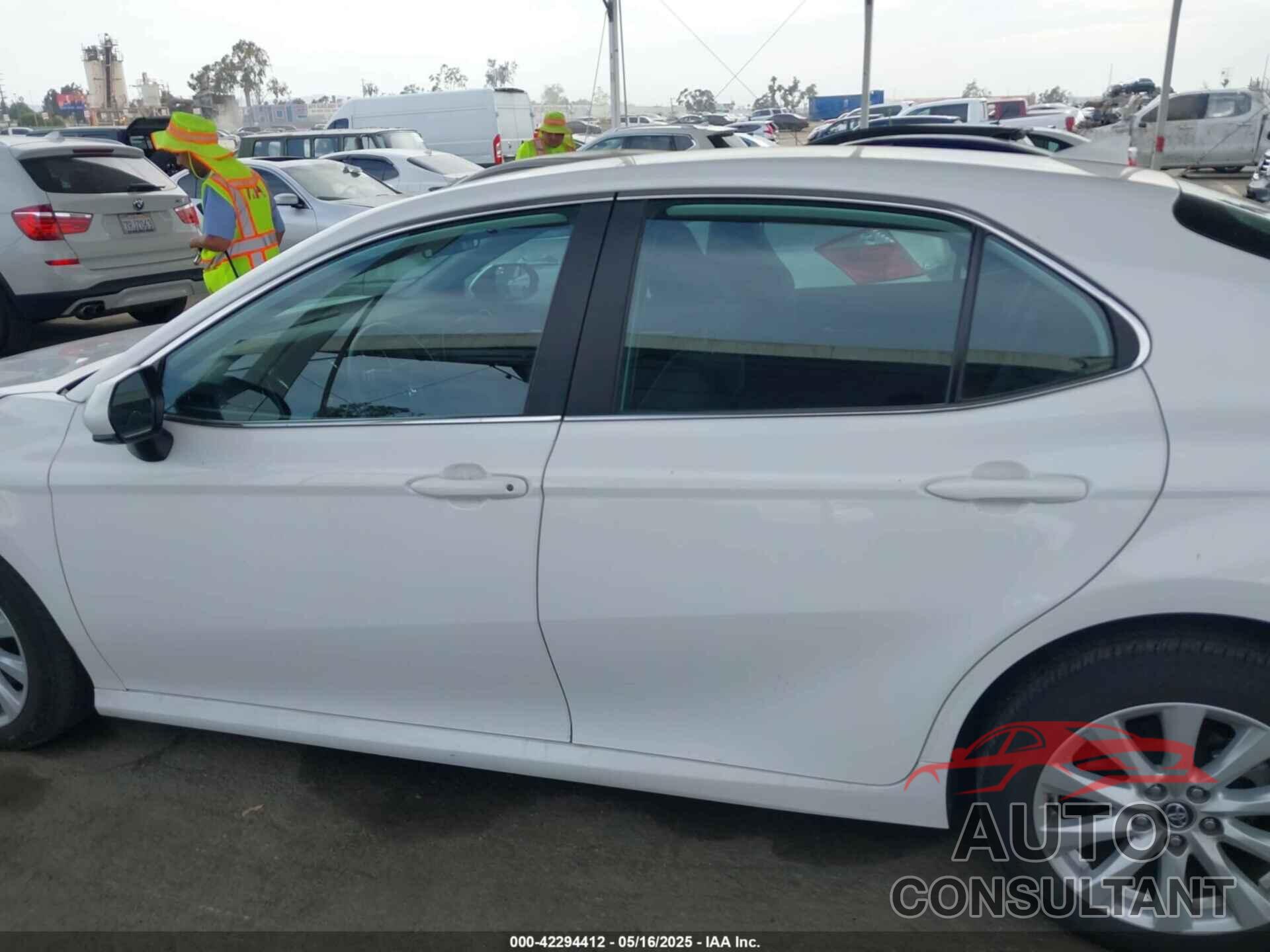 TOYOTA CAMRY 2020 - 4T1C11AK7LU319906