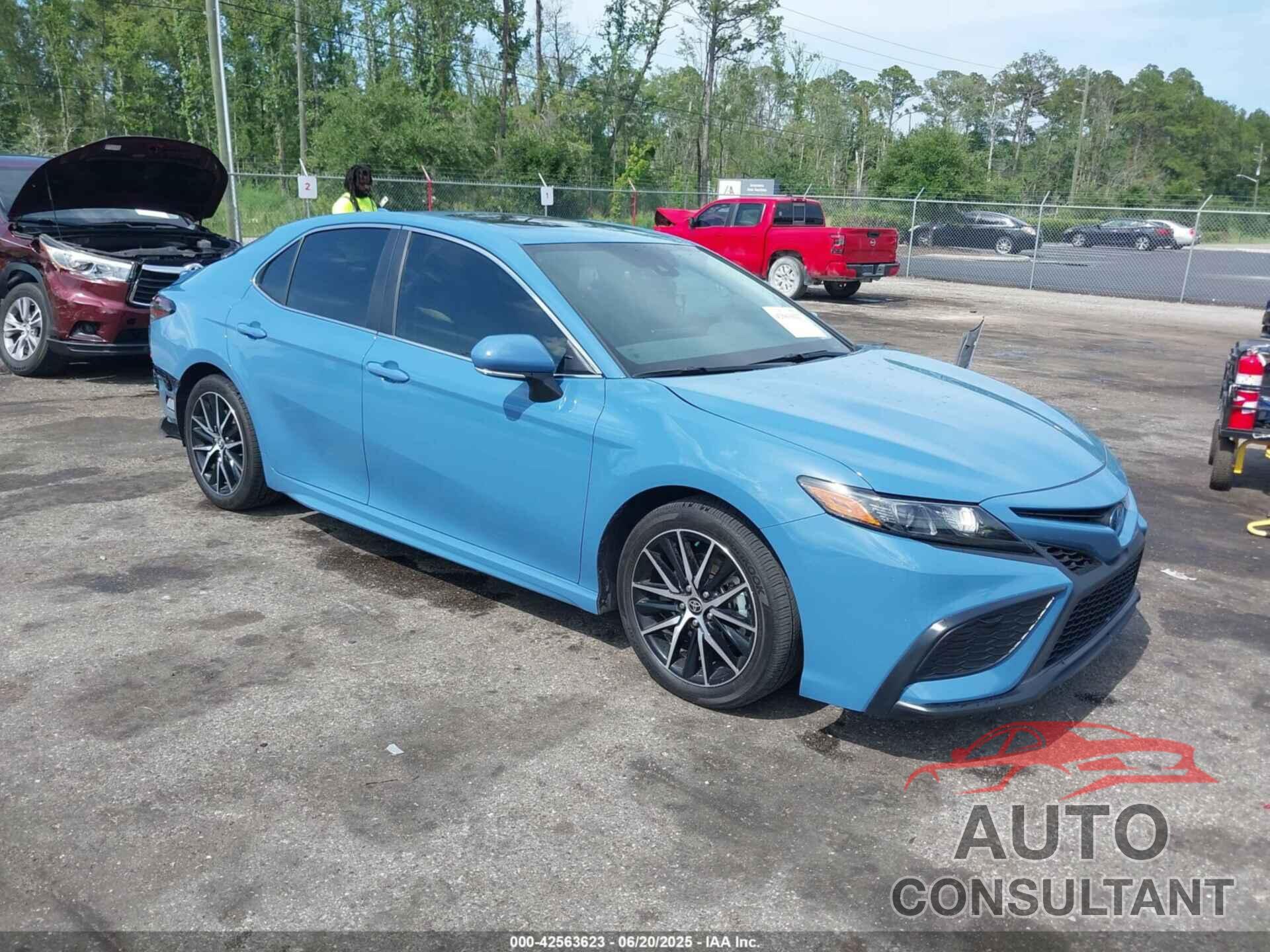 TOYOTA CAMRY HYBRID 2024 - 4T1S31AKXRU075697