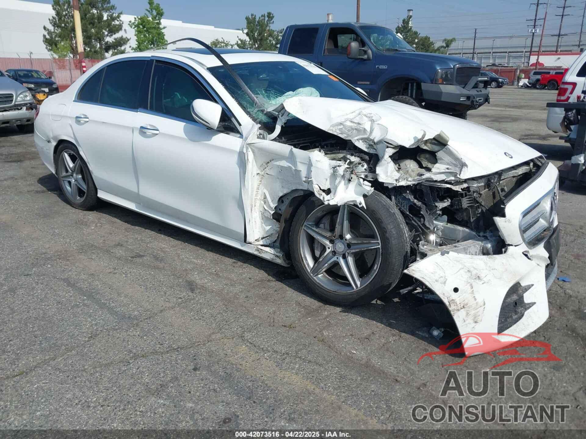 MERCEDES-BENZ E 300 2017 - WDDZF4JB1HA032951
