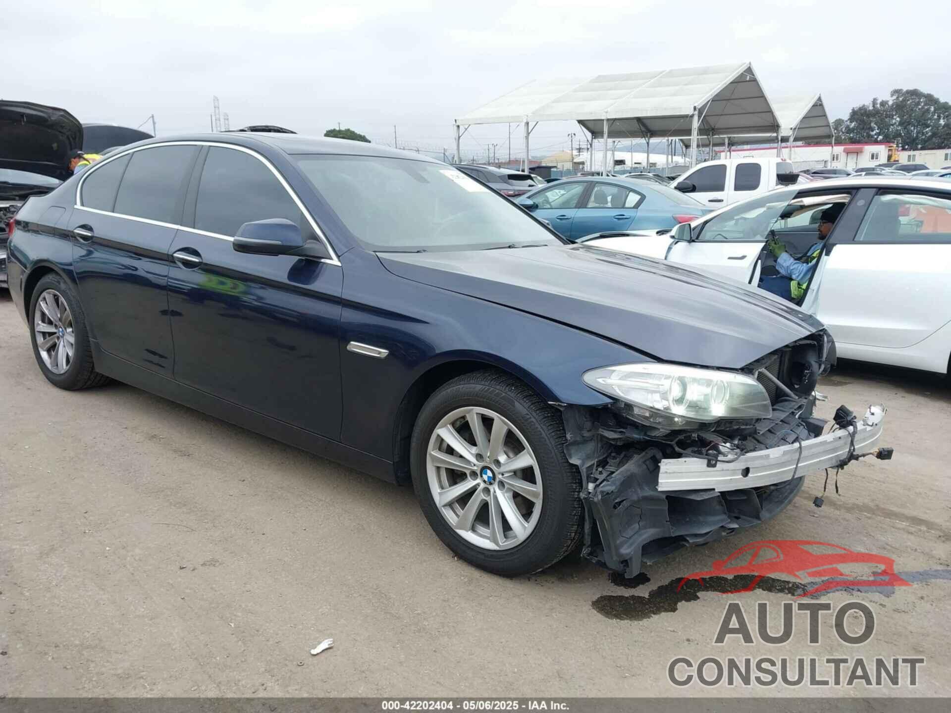 BMW 528I 2016 - WBA5A5C52GG351644