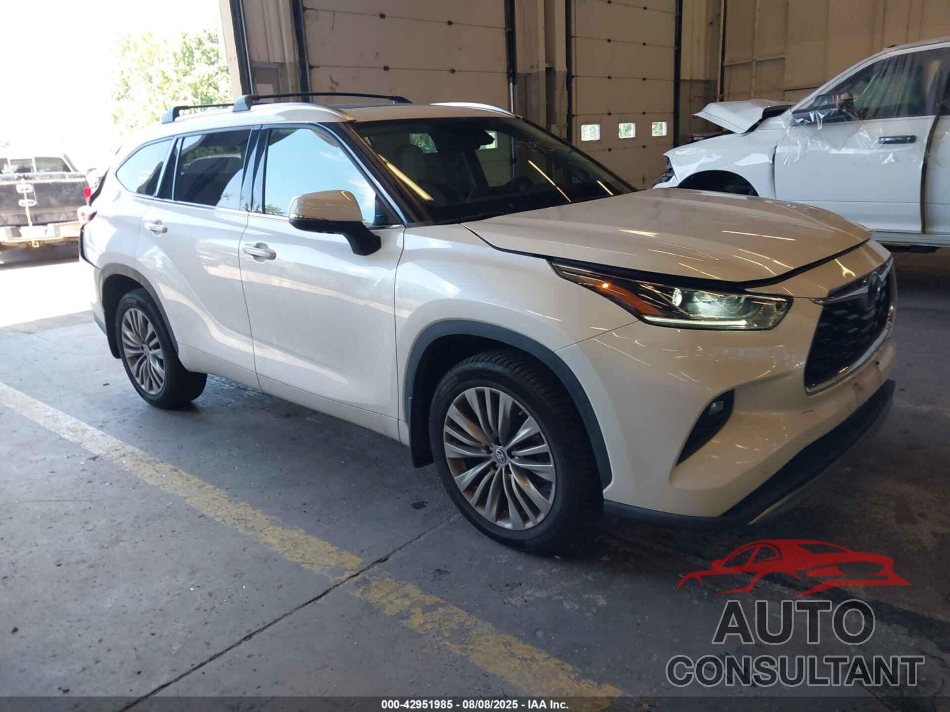 TOYOTA HIGHLANDER 2020 - 5TDFZRBH2LS021795