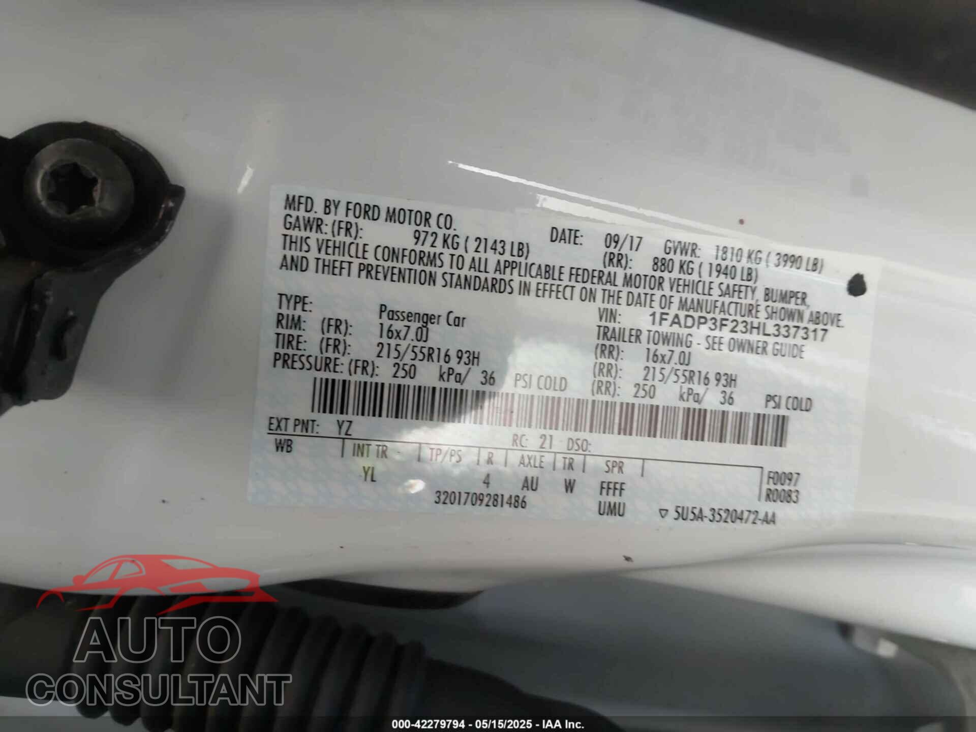FORD FOCUS 2017 - 1FADP3F23HL337317