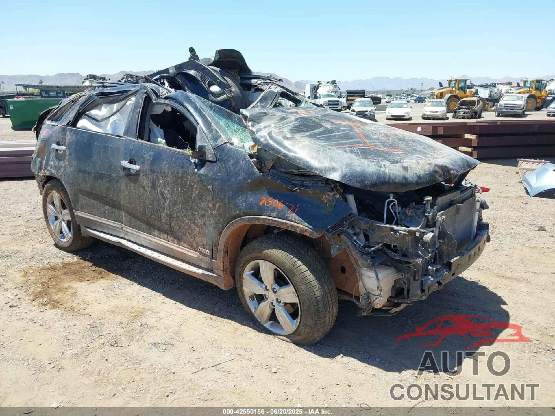 KIA SORENTO 2013 - 5XYKUDA29DG351221