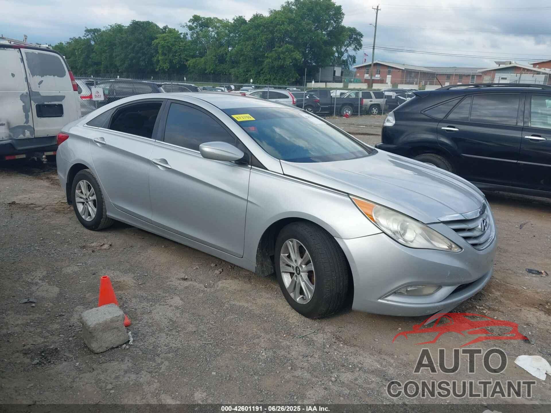 HYUNDAI SONATA 2013 - 5NPEB4AC3DH714018