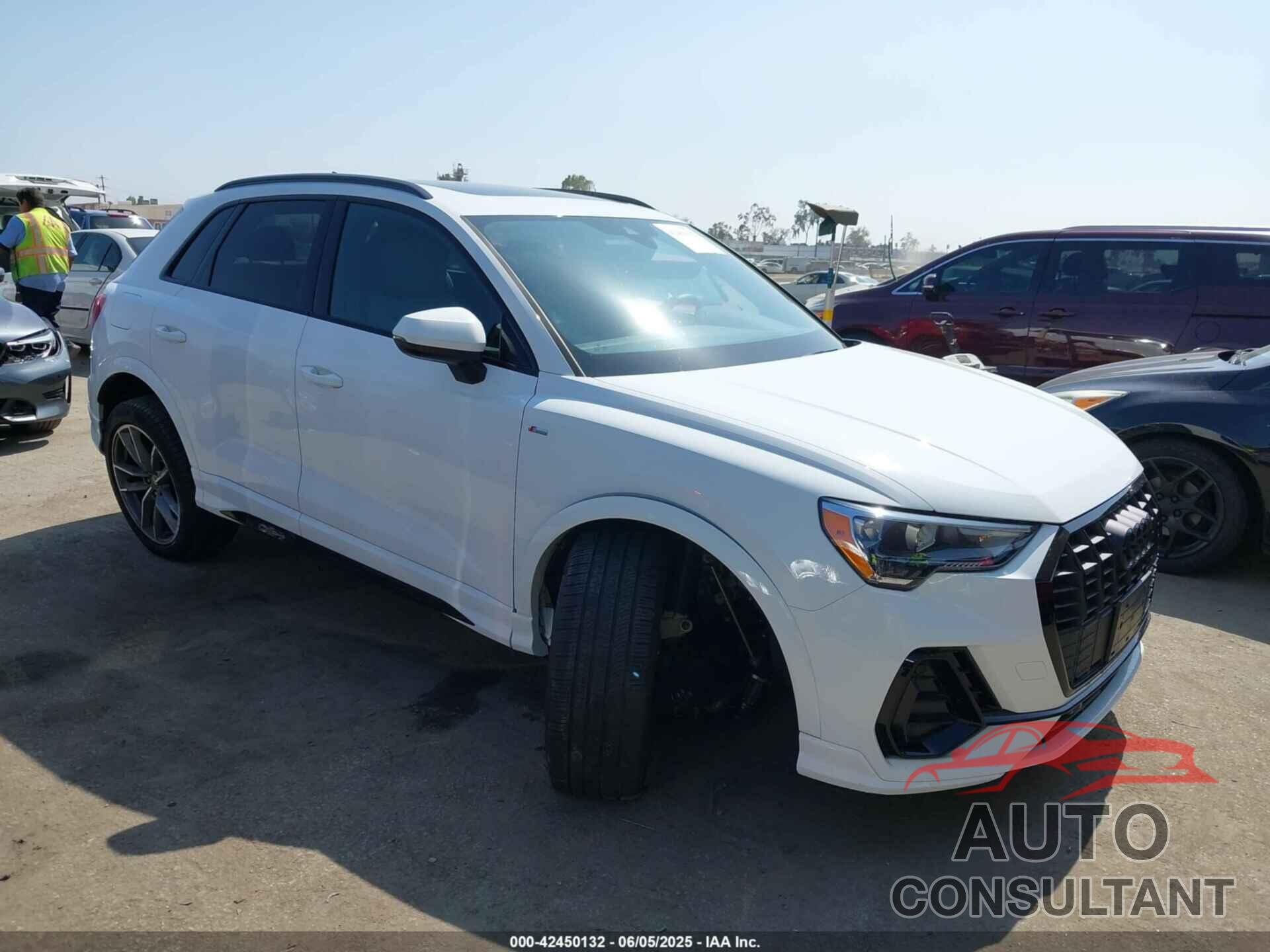 AUDI Q3 2022 - WA1DECF34N1145673