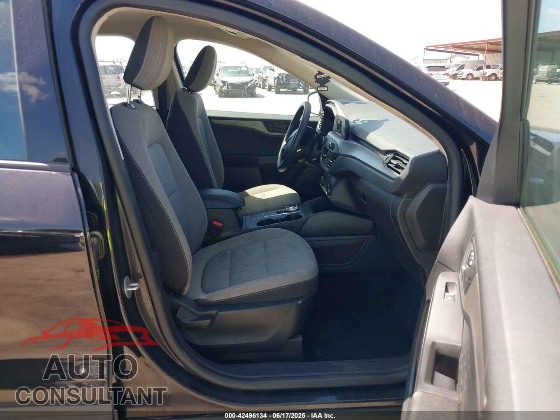 FORD ESCAPE 2020 - 1FMCU0F67LUA41019