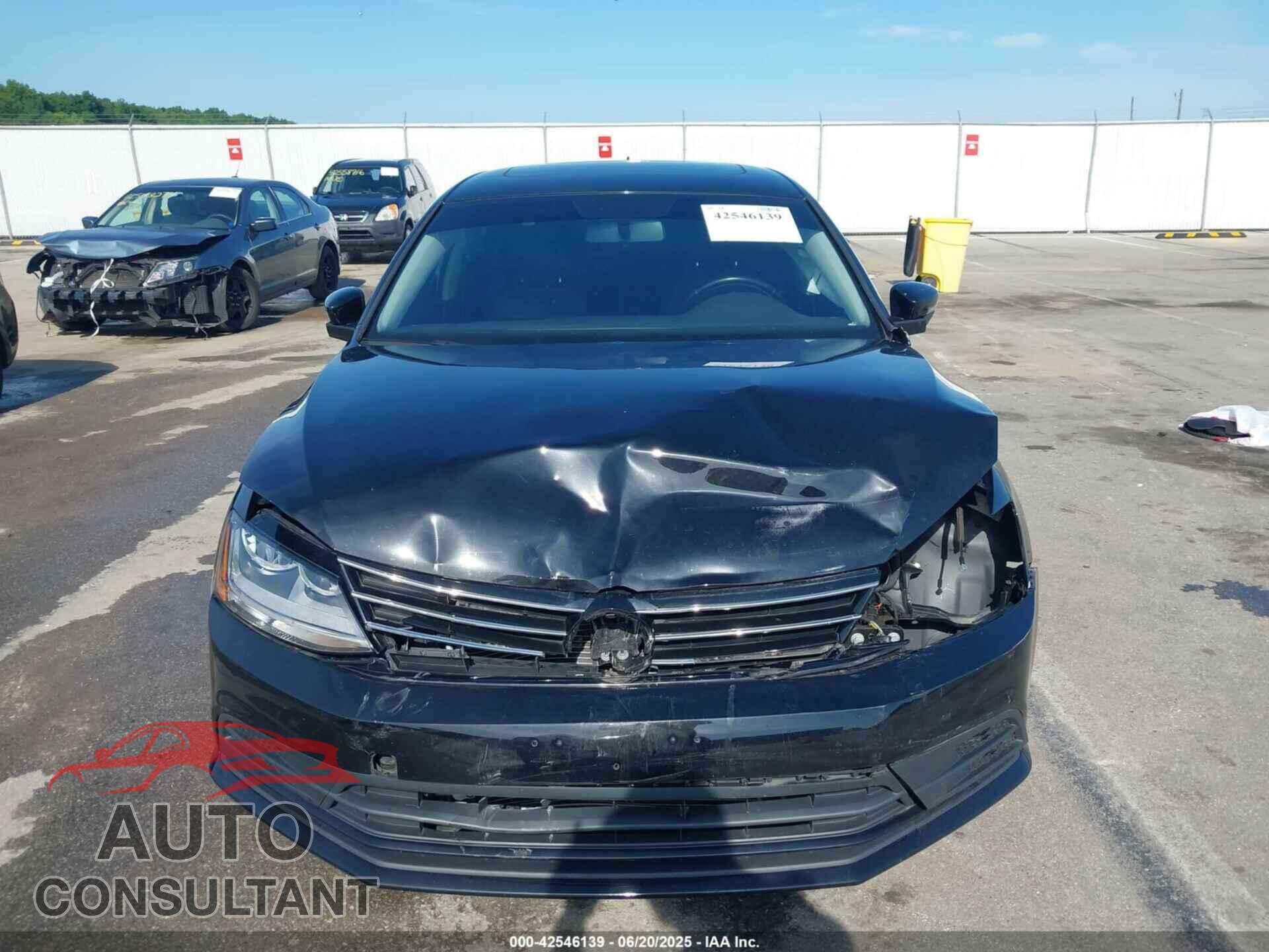 VOLKSWAGEN JETTA 2017 - 3VWDB7AJ7HM399345
