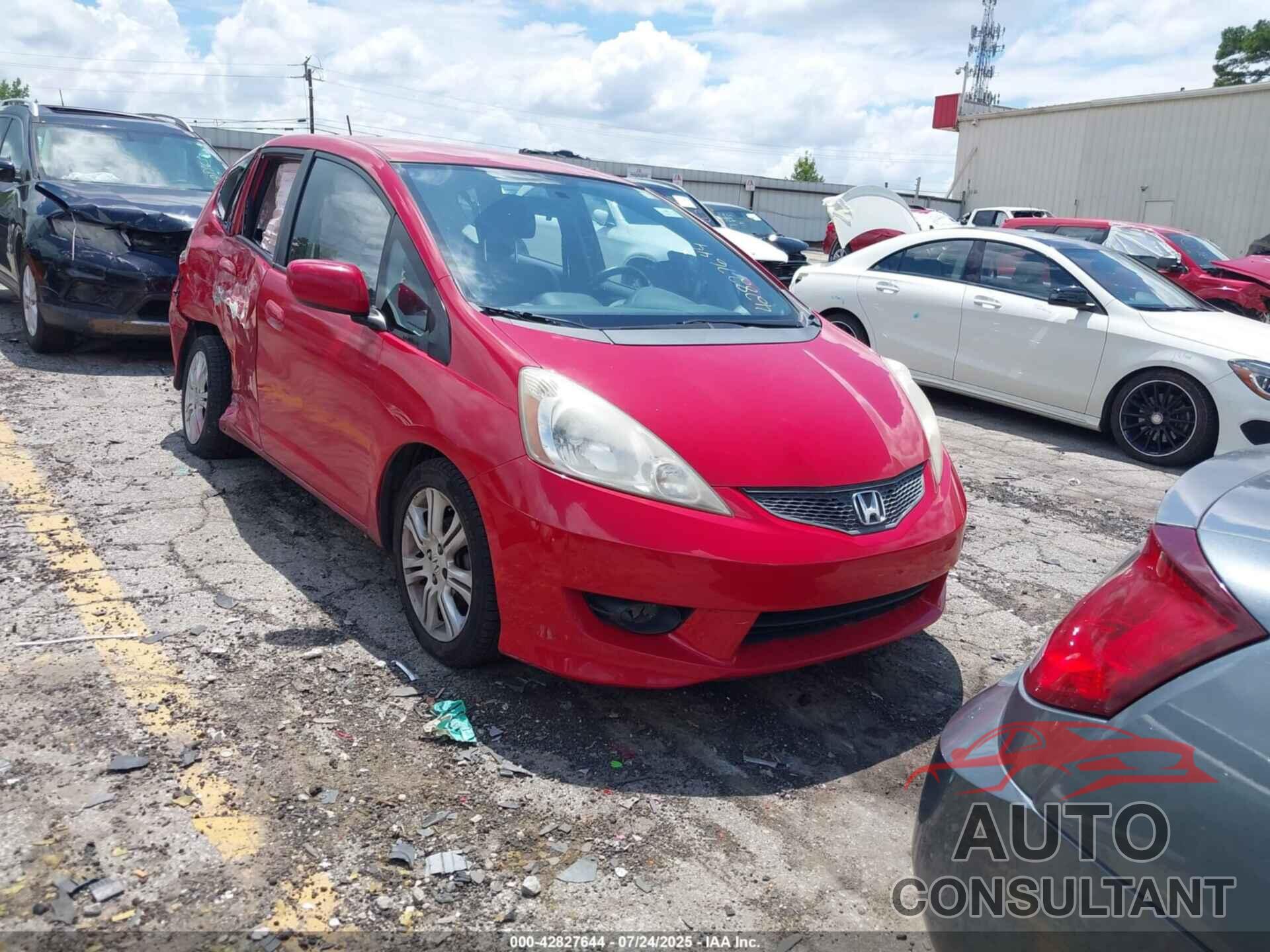 HONDA FIT 2009 - JHMGE88449S028650
