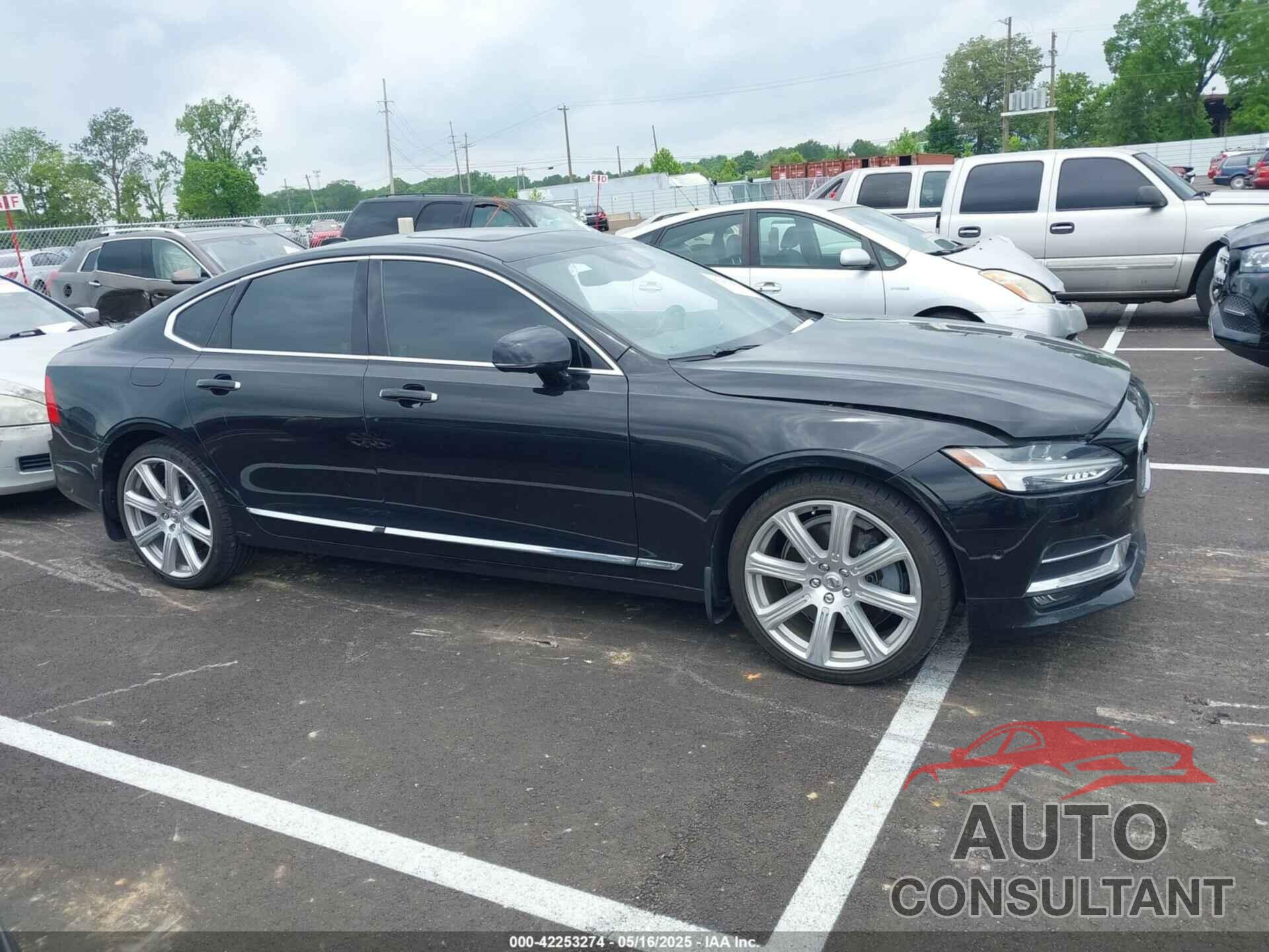 VOLVO S90 2017 - YV1A22ML6H1001569