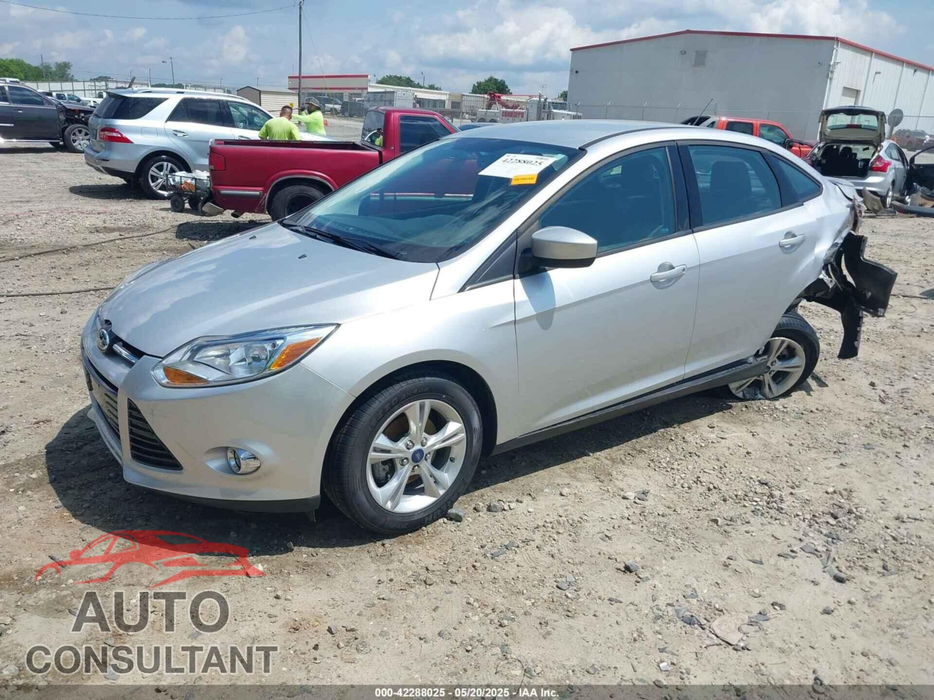FORD FOCUS 2012 - 1FAHP3F29CL452465
